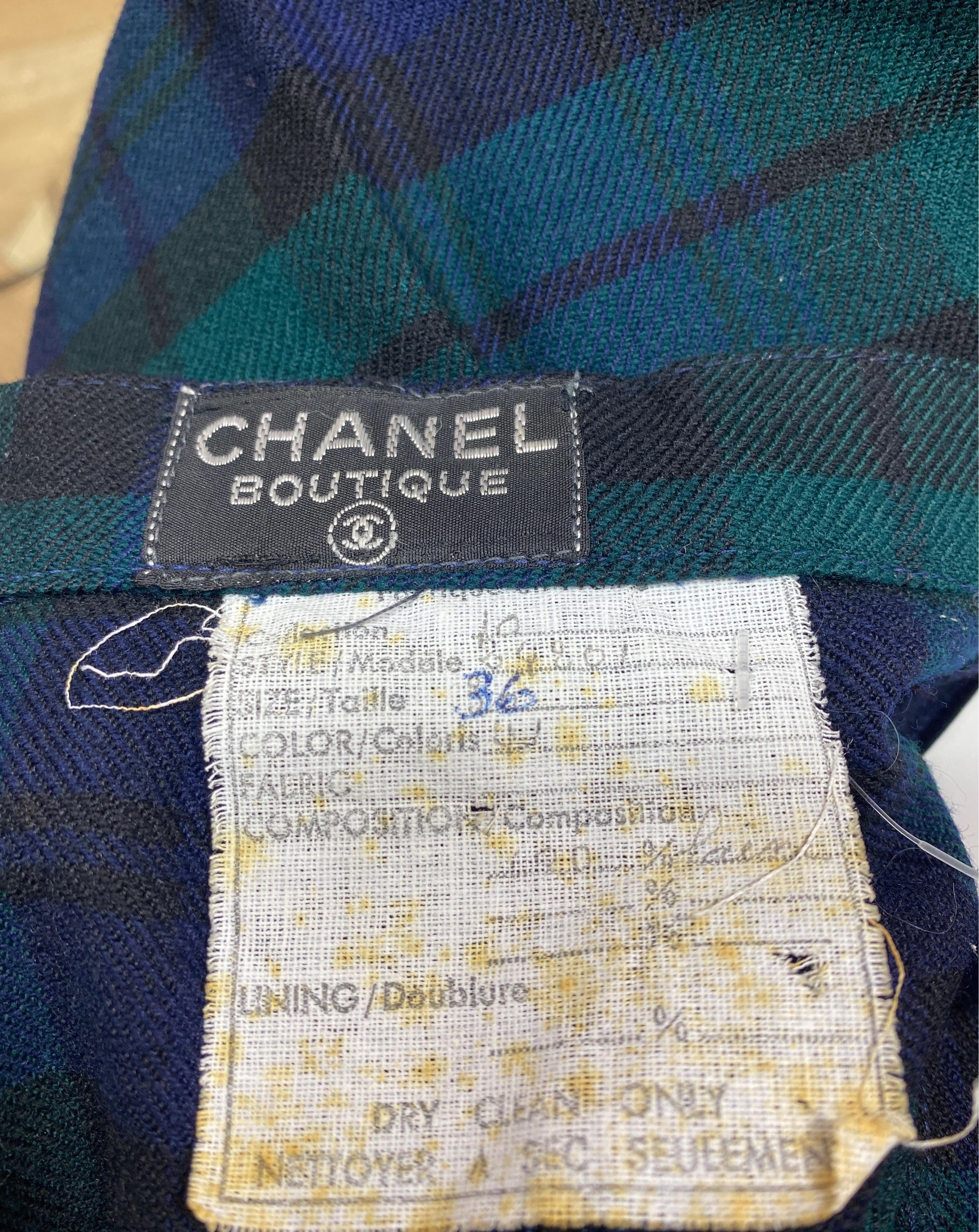 Chanel Mid 1980’s Navy and Green Plaid Double Pleated Wool Pants-Size 36 For Sale 8