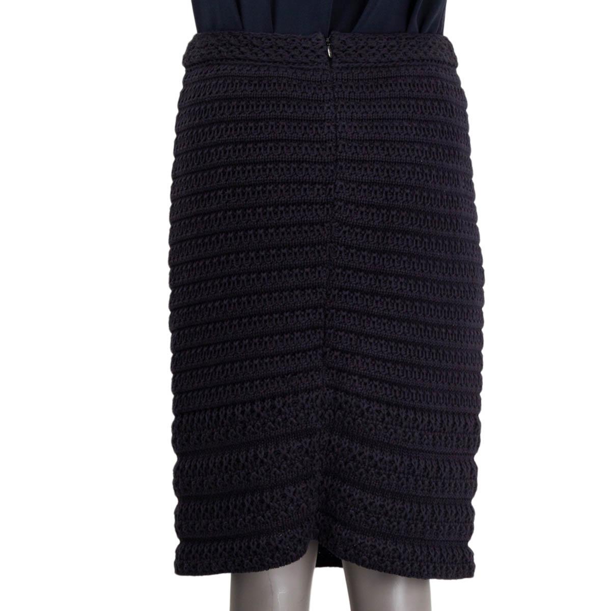 CHANEL midnight blue cotton 2011 11P CROCHET KNIT Skirt 42 L For Sale 1