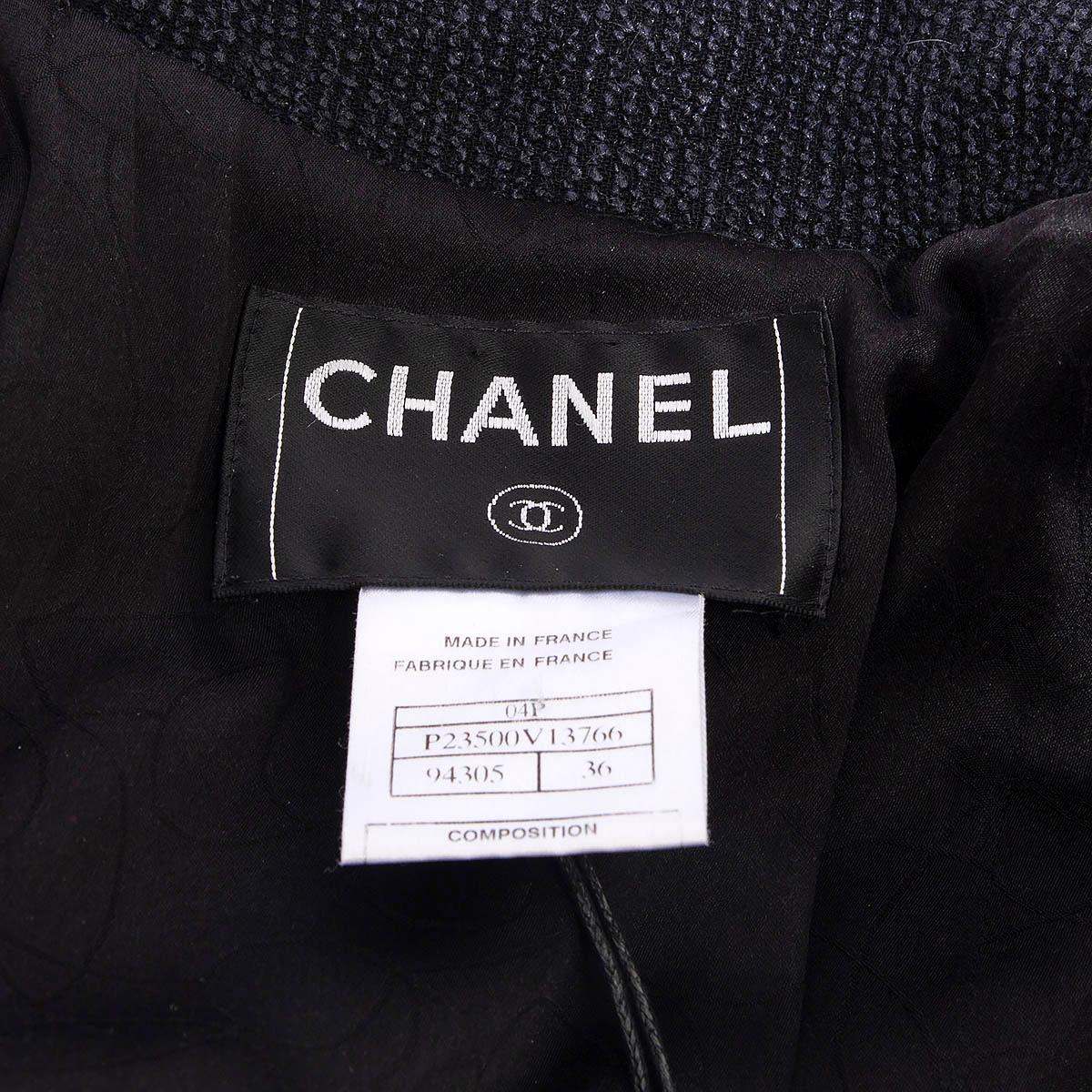 CHANEL midnight blue wool 2004 04P FRAYED TWEED Jacket 36 XS For Sale 3