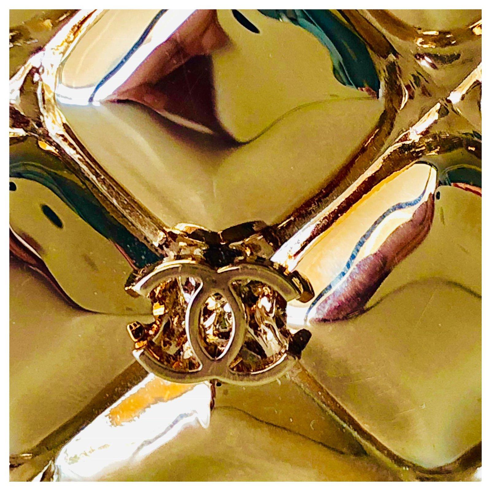 Chanel Minaudiere Gold Moskau Löwenkopf Clutch mit Swarovski-Kristallen Abendtasche im Angebot 1