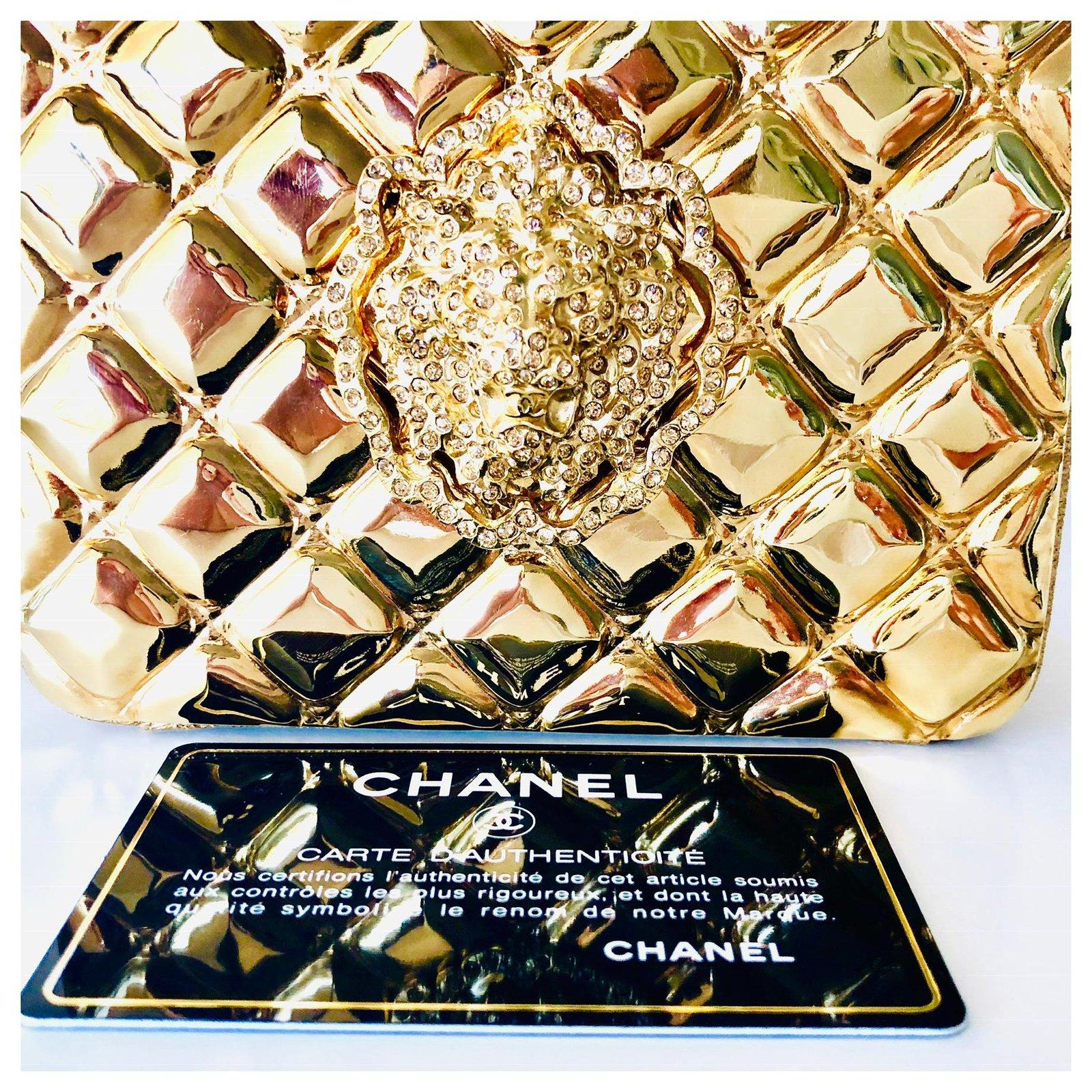 Chanel Minaudiere gold Moscow lion head clutch Swarovski crystals evening bag In Excellent Condition For Sale In Miami, FL