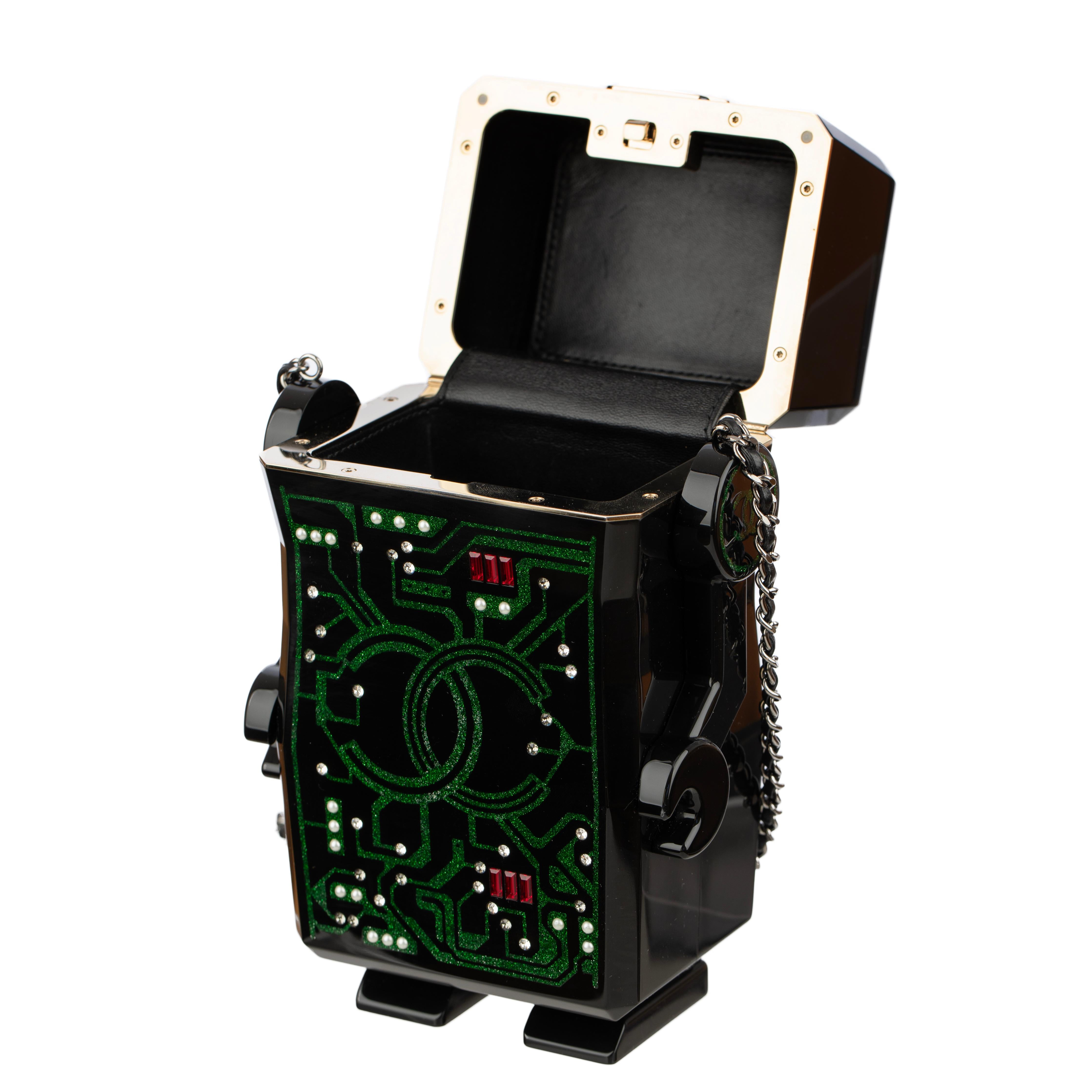 Chanel Minaudière Green Limited Edition Robot Silver-Tone Hardware In Excellent Condition For Sale In Sydney, New South Wales