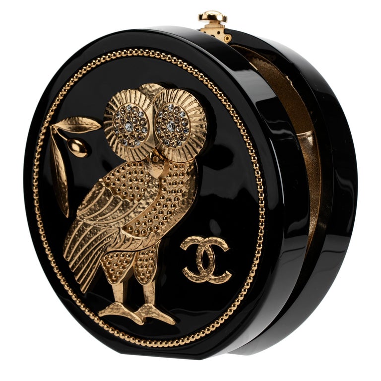Chanel Minaudière Limited Edition Black Plexiglass and Gold Owl Gold-Tone  Hardware at 1stDibs | chanel owl bag, owls in a trench coat
