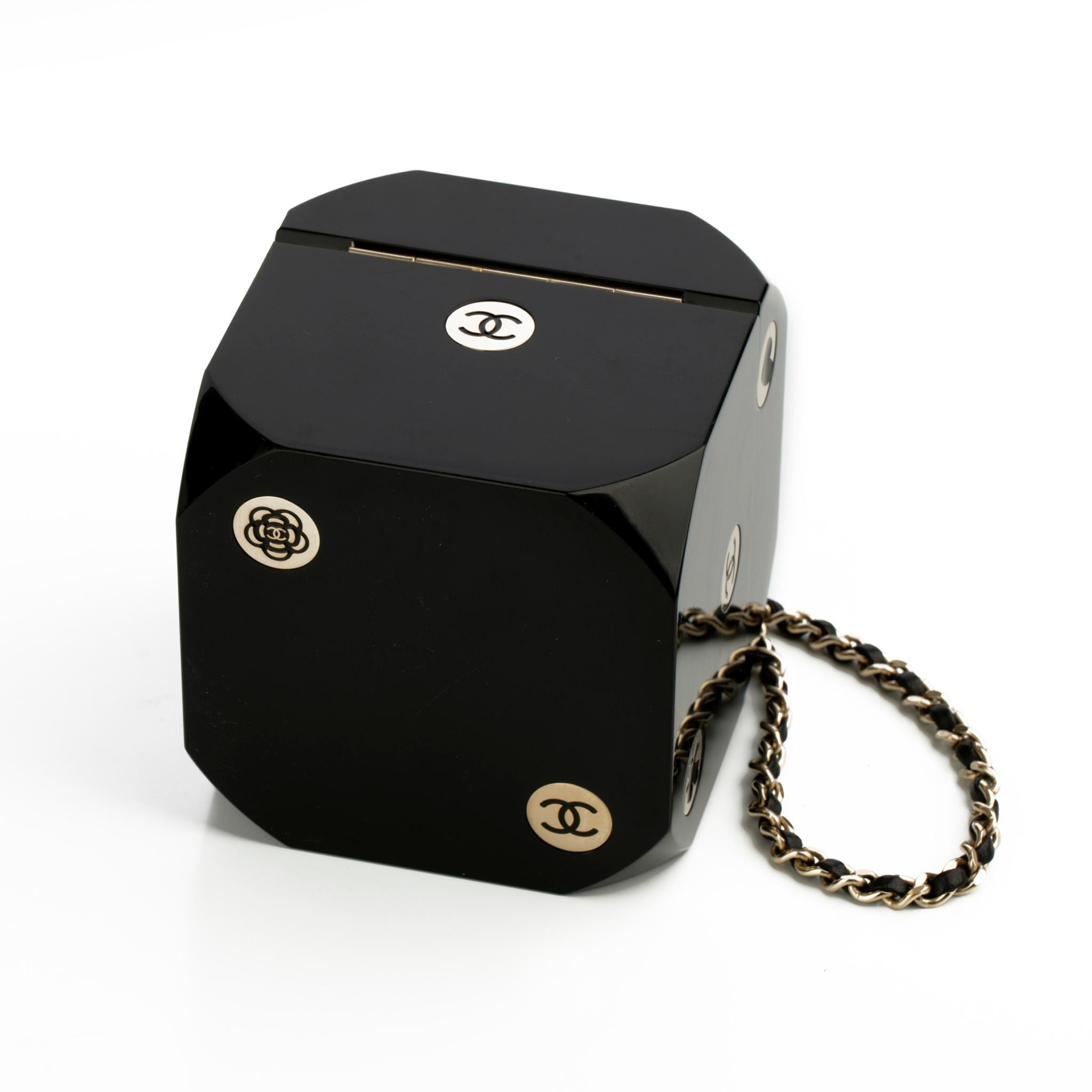 Chanel Minaudière Limited Edition Casino Dice Black Gold-Tone Hardware For Sale 4