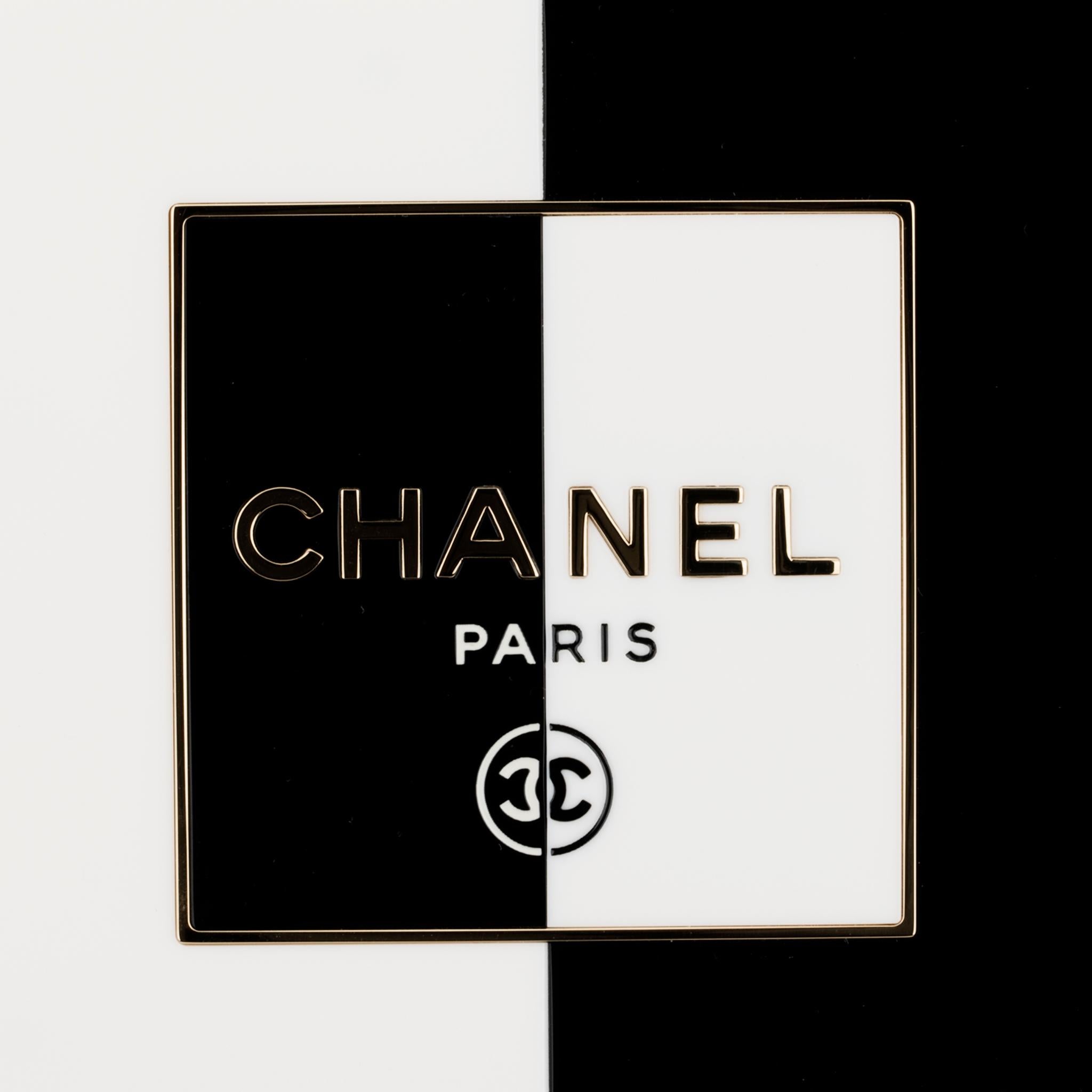 Chanel Minaudière Limited Edition Lucite Perfume Bottle Black & White  3