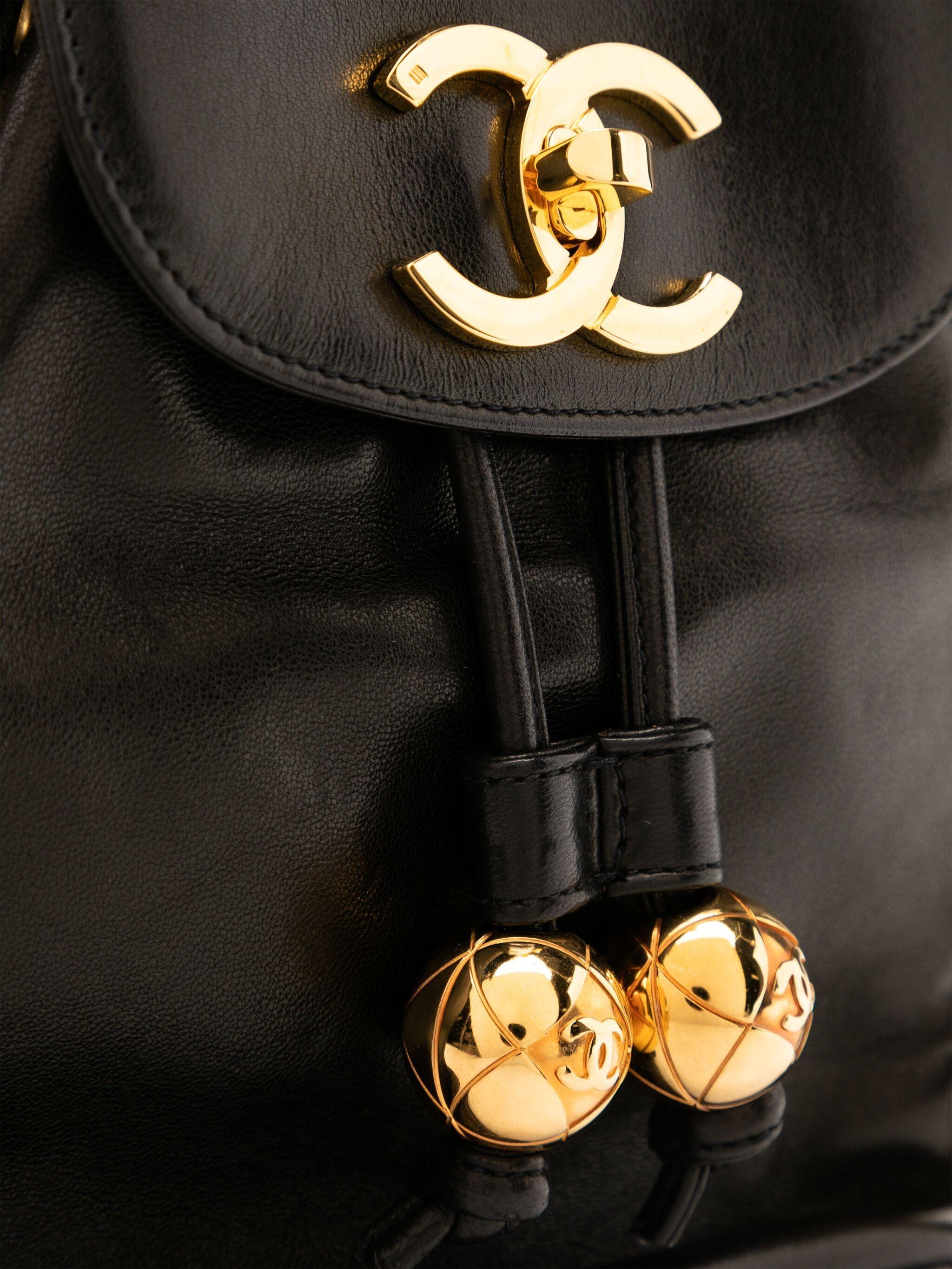 Chanel Mini 1994 Lambskin Rare Vintage Classic Flap Drawstring Crossbody Bag For Sale 1