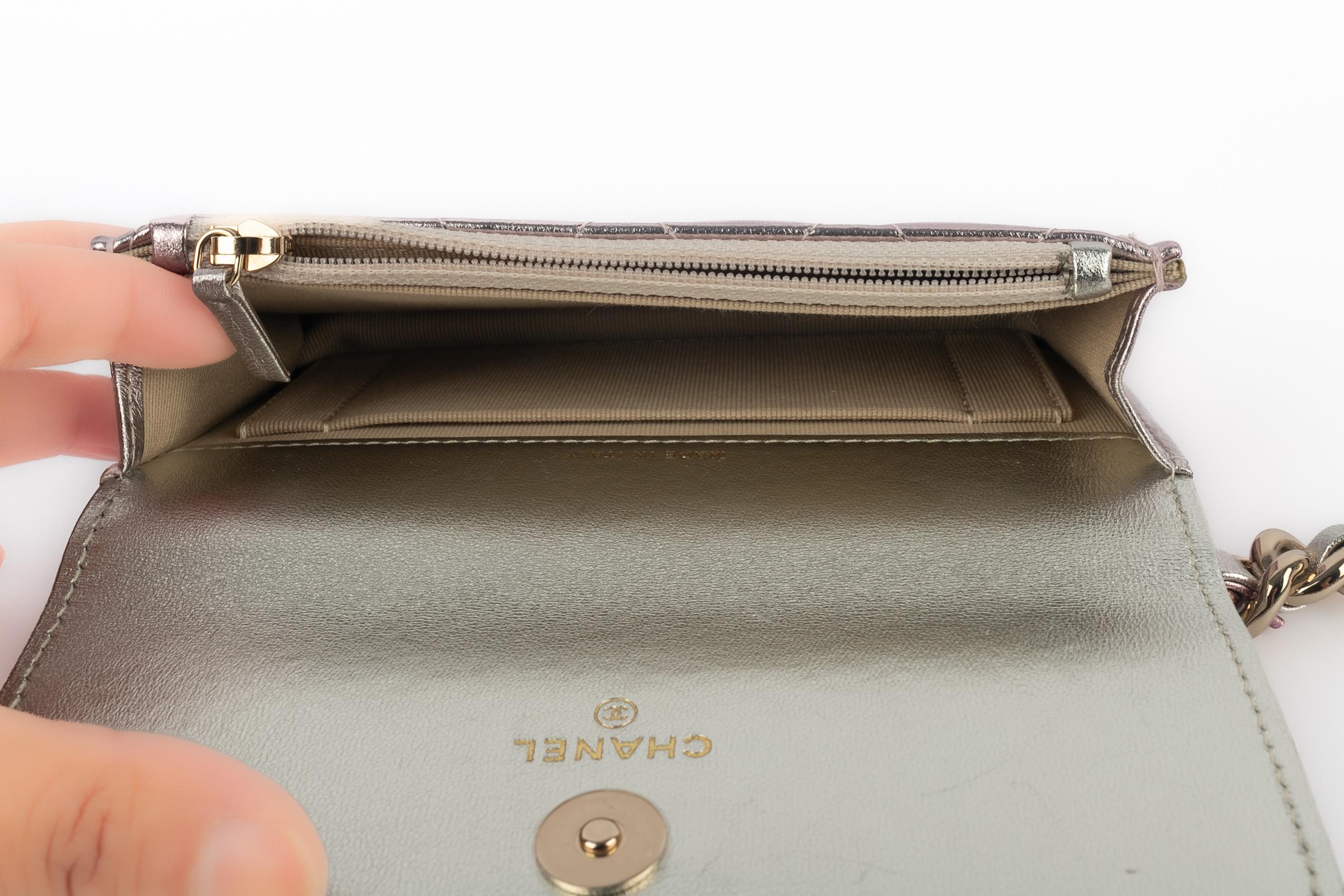Chanel mini bag 'Wallet-on-Chain' 2021 en vente 4