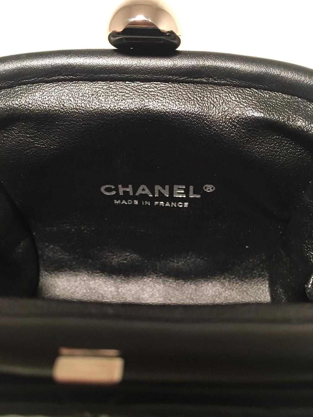 Chanel Mini Black Patent Leather Kiss lock Shoulder Bag 1