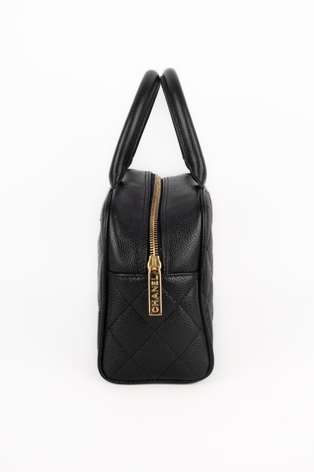 Chanel Mini Boston Black Quilted Caviar Grain Calfskin Bag, 2005/2006 In Excellent Condition For Sale In SAINT-OUEN-SUR-SEINE, FR