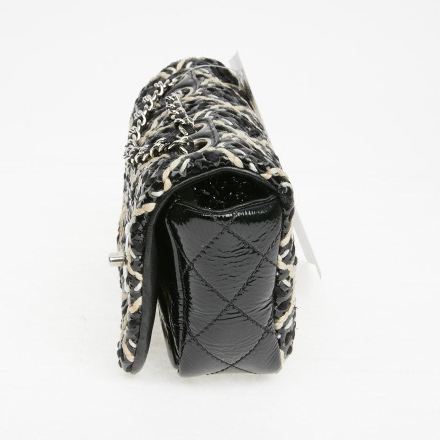 CHANEL Mini Flap Bag in Black Patent Braided Leather In Good Condition In Paris, FR