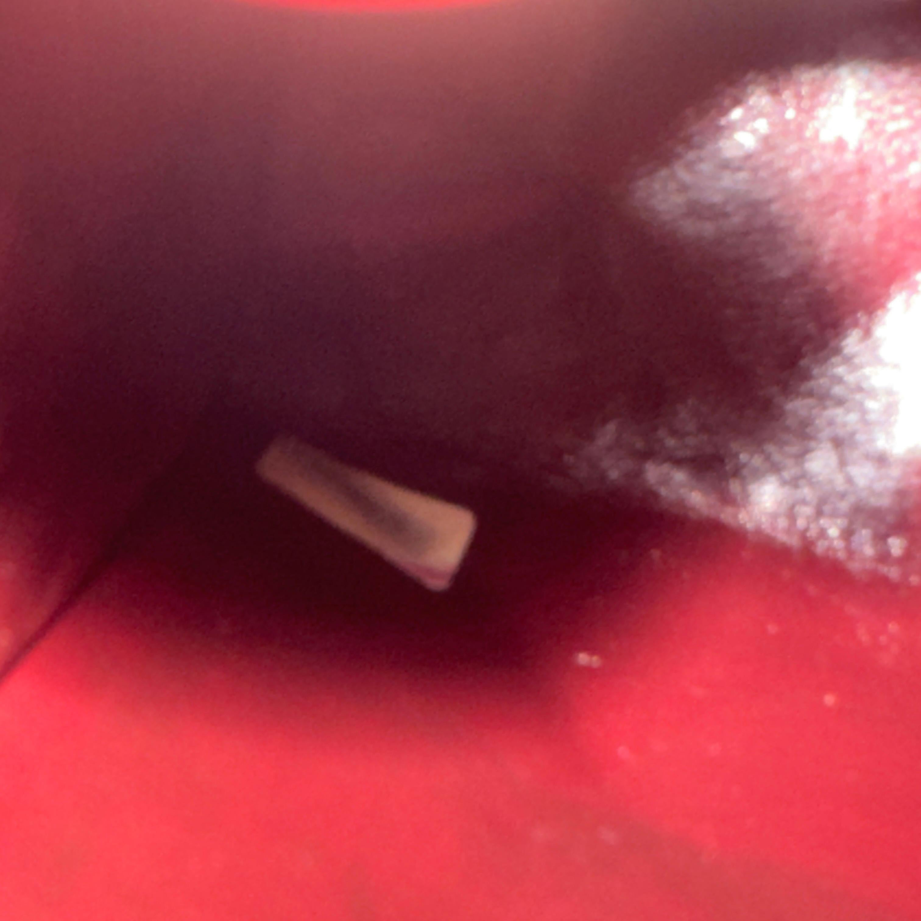 CHANEL – Mini Flap in Pelle Nera con Logo CC Dorato Oversize (Anni ’80) in vendita 10