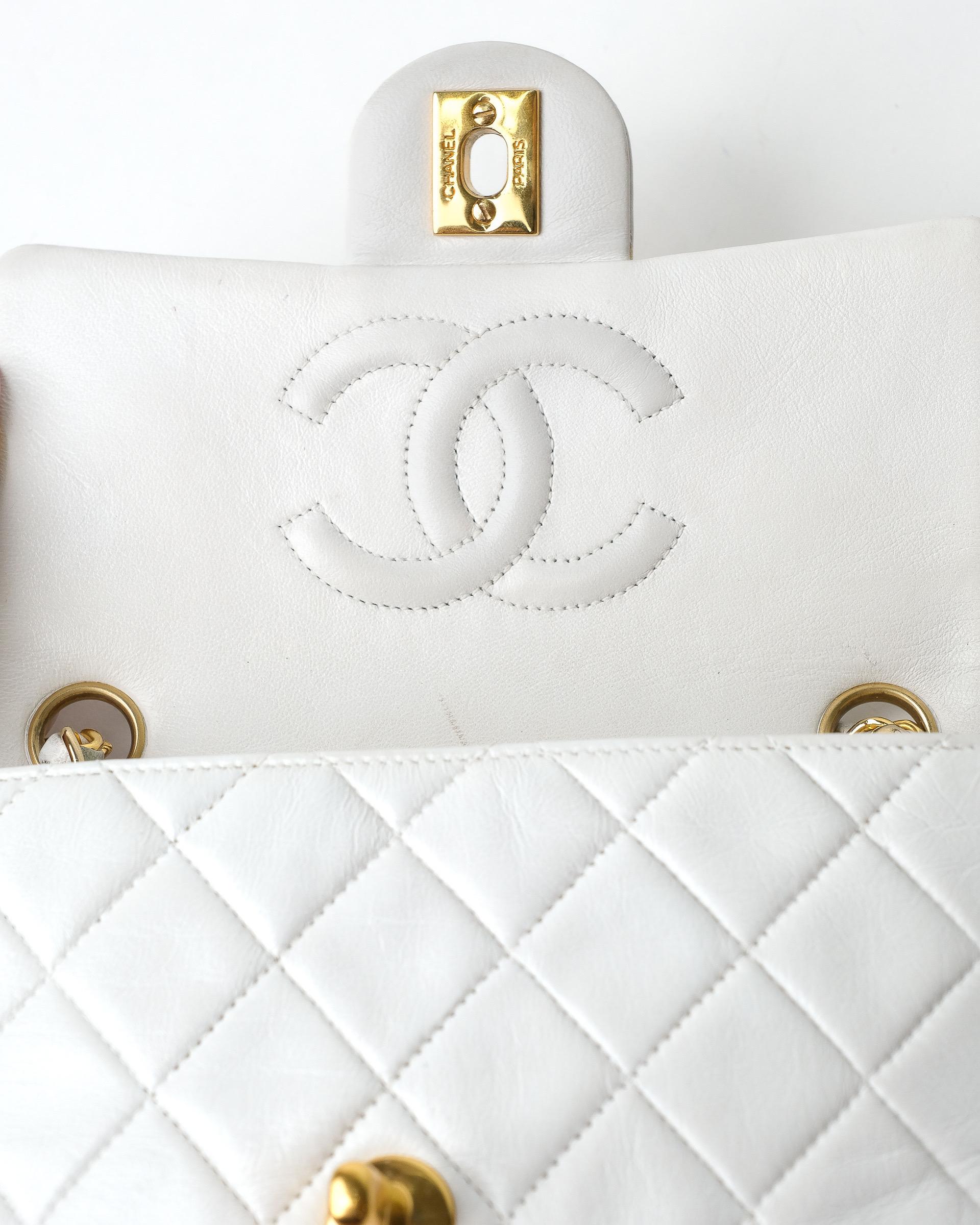 Chanel Mini Flap Timeless Bianca Borsa A Spalla  For Sale 11