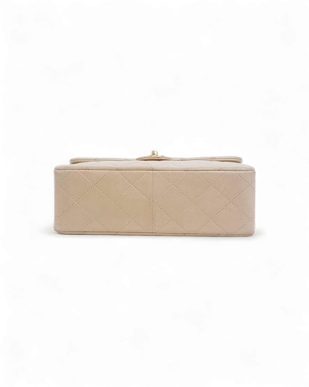 Chanel Mini Flap Vintage Beige en vente 9