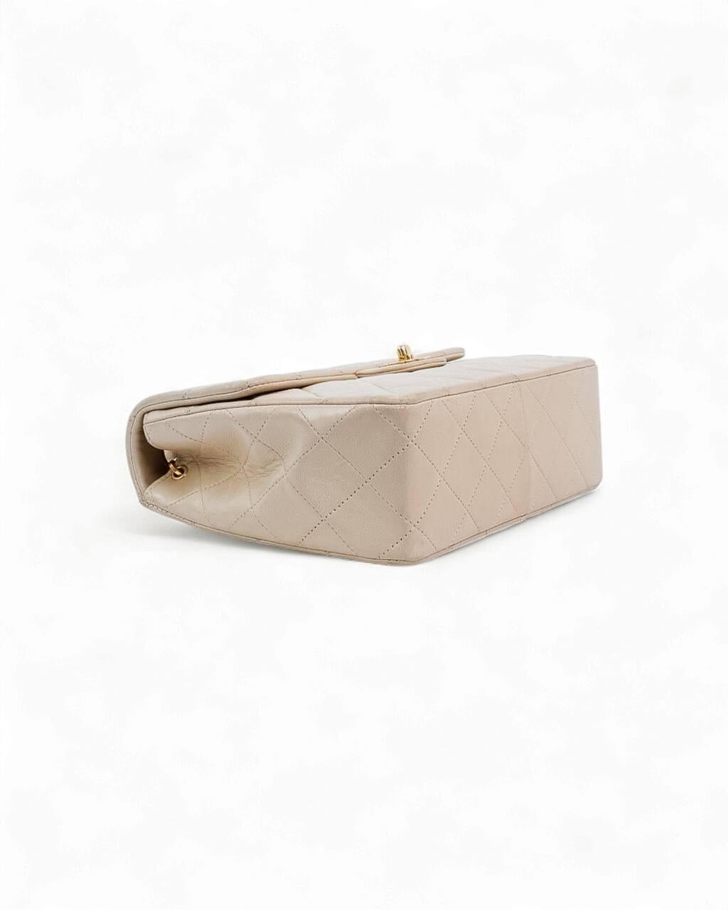 Chanel Mini Flap Vintage Beige en vente 11