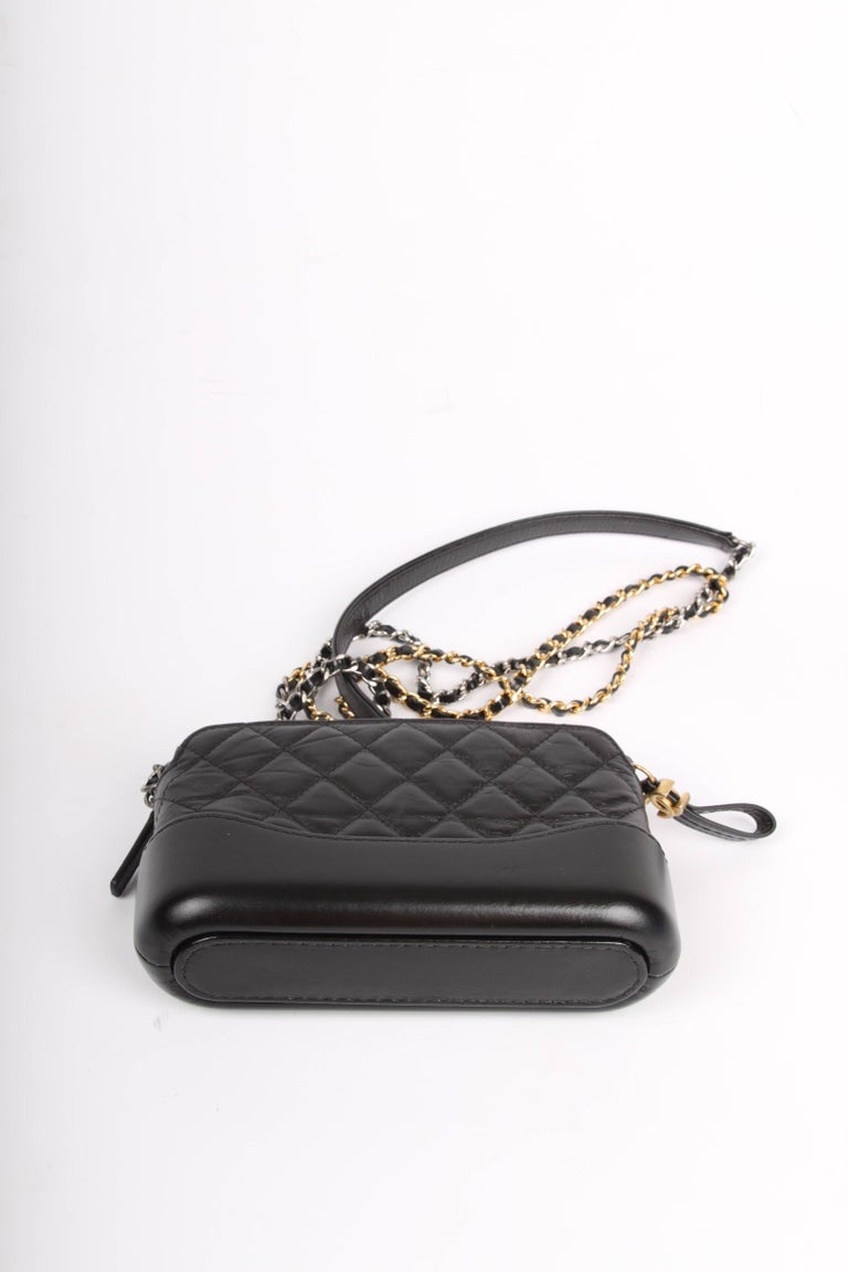 chanel gabrielle bag black small