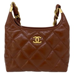 Chanel Mini Hobo Brown Glänzendes Kalbsleder GHW