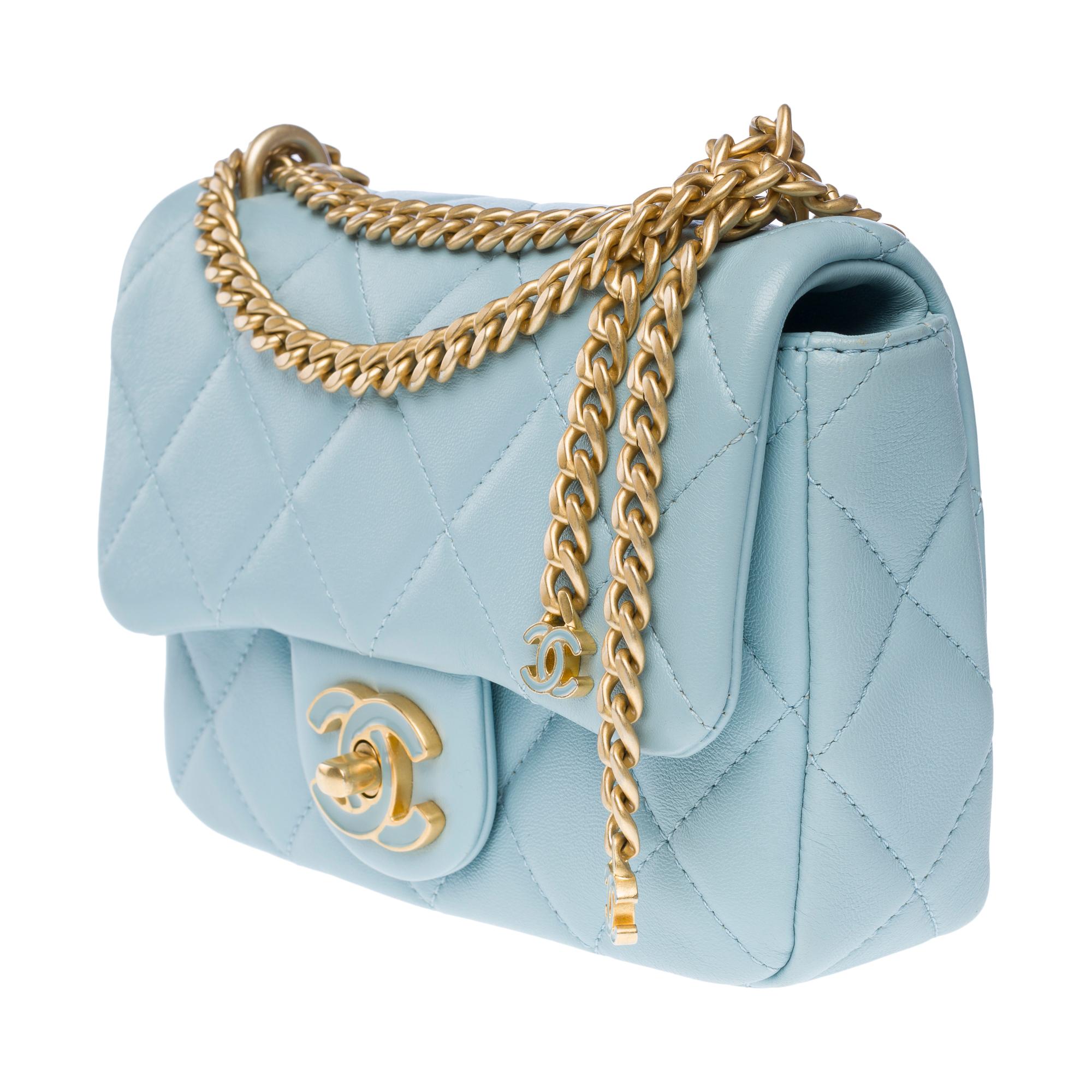 Chanel Mini Square flap shoulder bag in light blue lambskin Enamel, AGHW In Excellent Condition In Paris, IDF