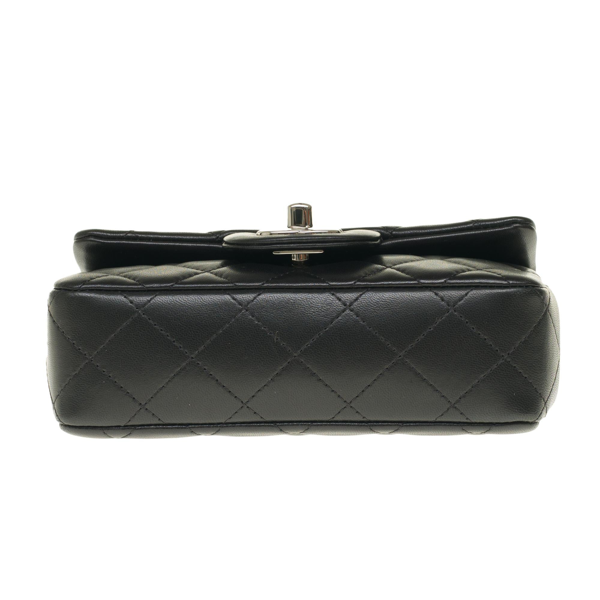 Chanel Mini square handbag in black quilted leather, Silver hardware 2