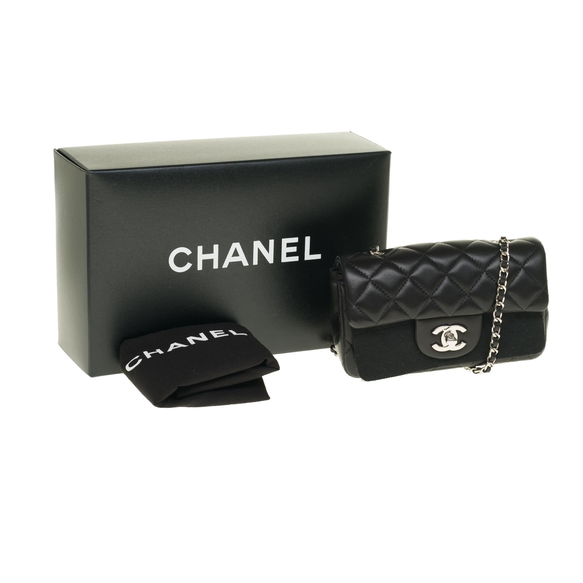 Chanel Mini square handbag in black quilted leather, Silver hardware 4