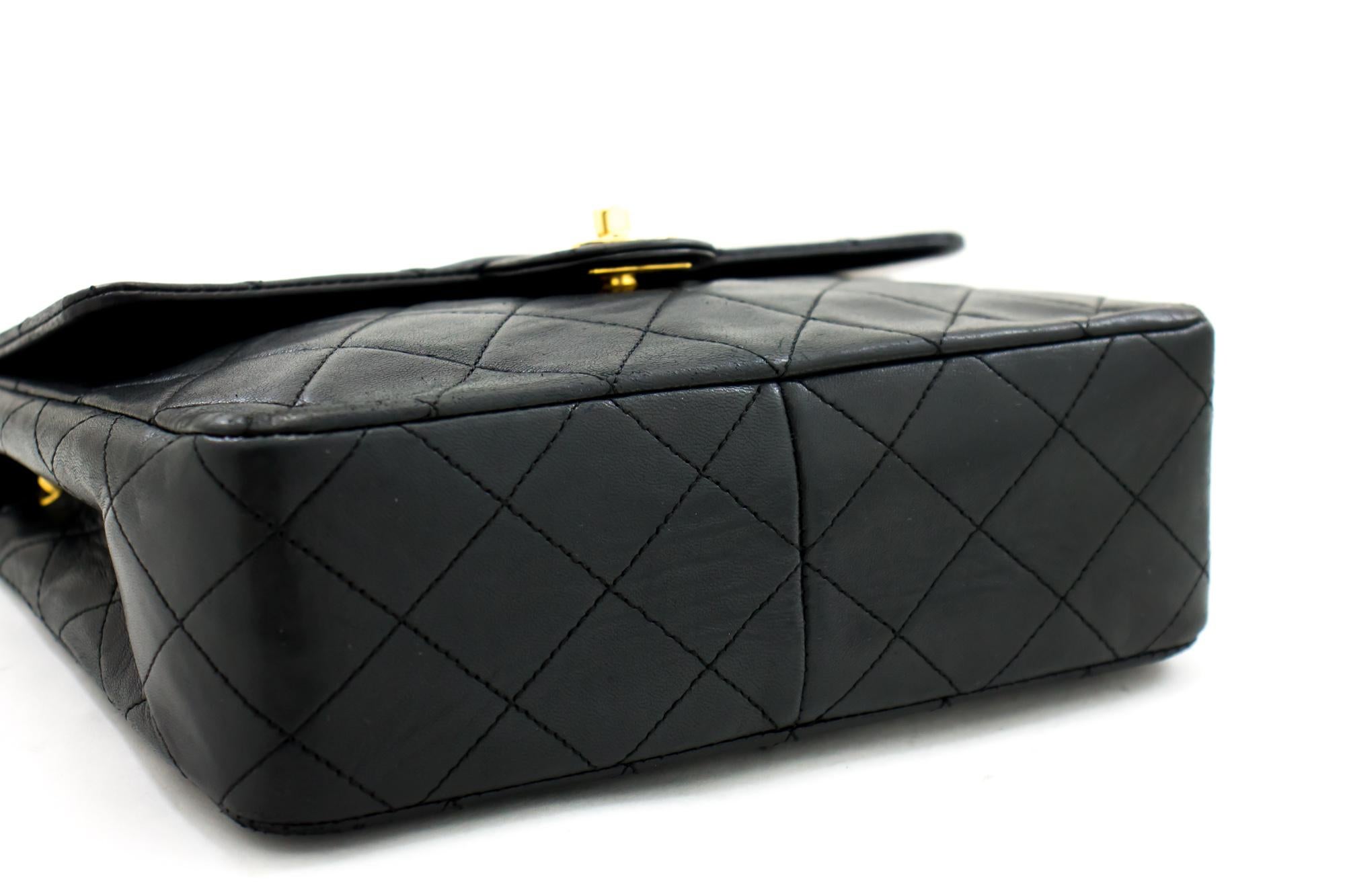 cartera chanel negra pequeña