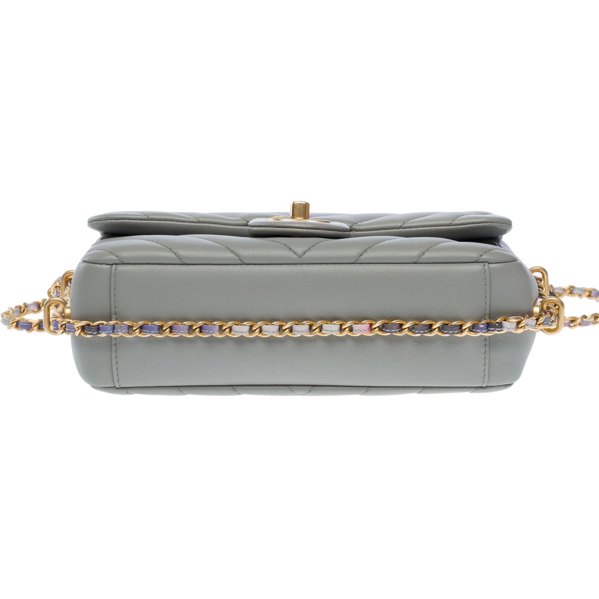 Chanel Mini Timeless flap shoulder bag in chevron grey quilted lambskin, MGHW For Sale 6