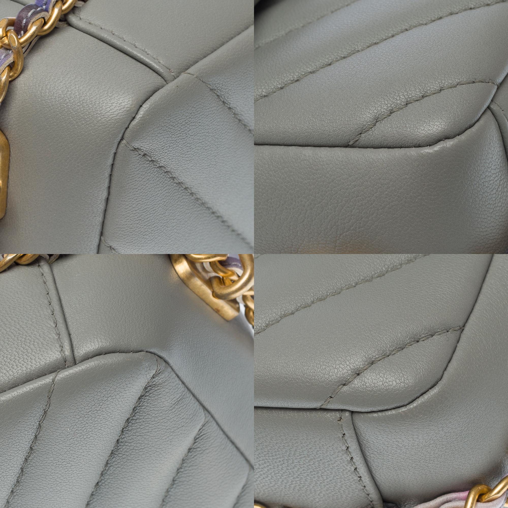 Chanel Mini Timeless flap shoulder bag in chevron grey quilted lambskin, MGHW For Sale 7