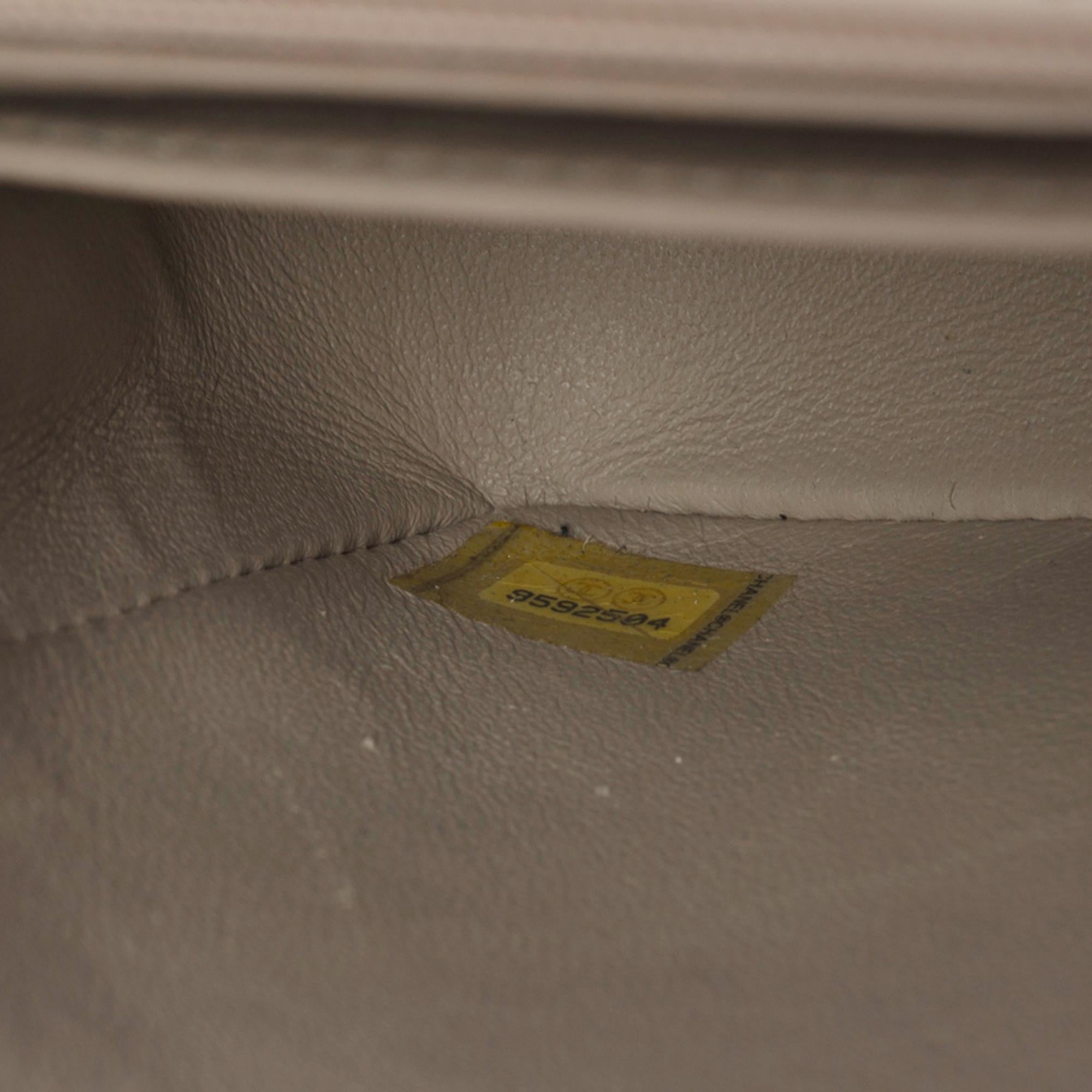 Beige Chanel Mini Timeless flap shoulder bag in ecru quilted lambskin,  GHW