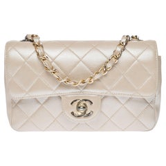 Chanel Mini Timeless flap shoulder bag in metallic mother-of-pearl leather, GHW