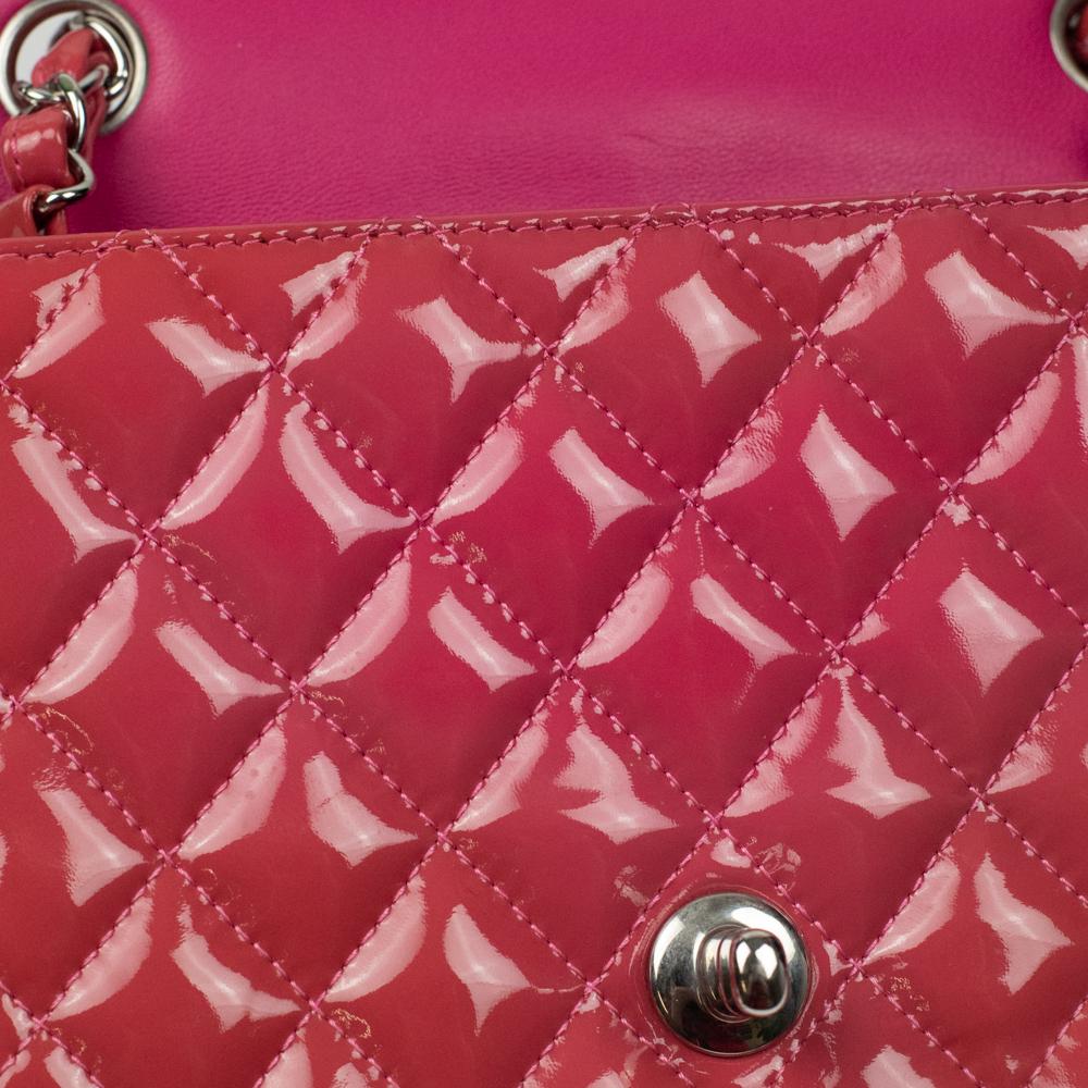 CHANEL, Mini timeless Shoulder bag in Pink Patent leather 4