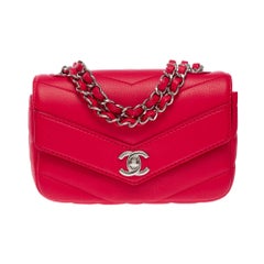 Chanel Mini Timeless shoulder bag in red herringbone quilted caviar leather, SHW