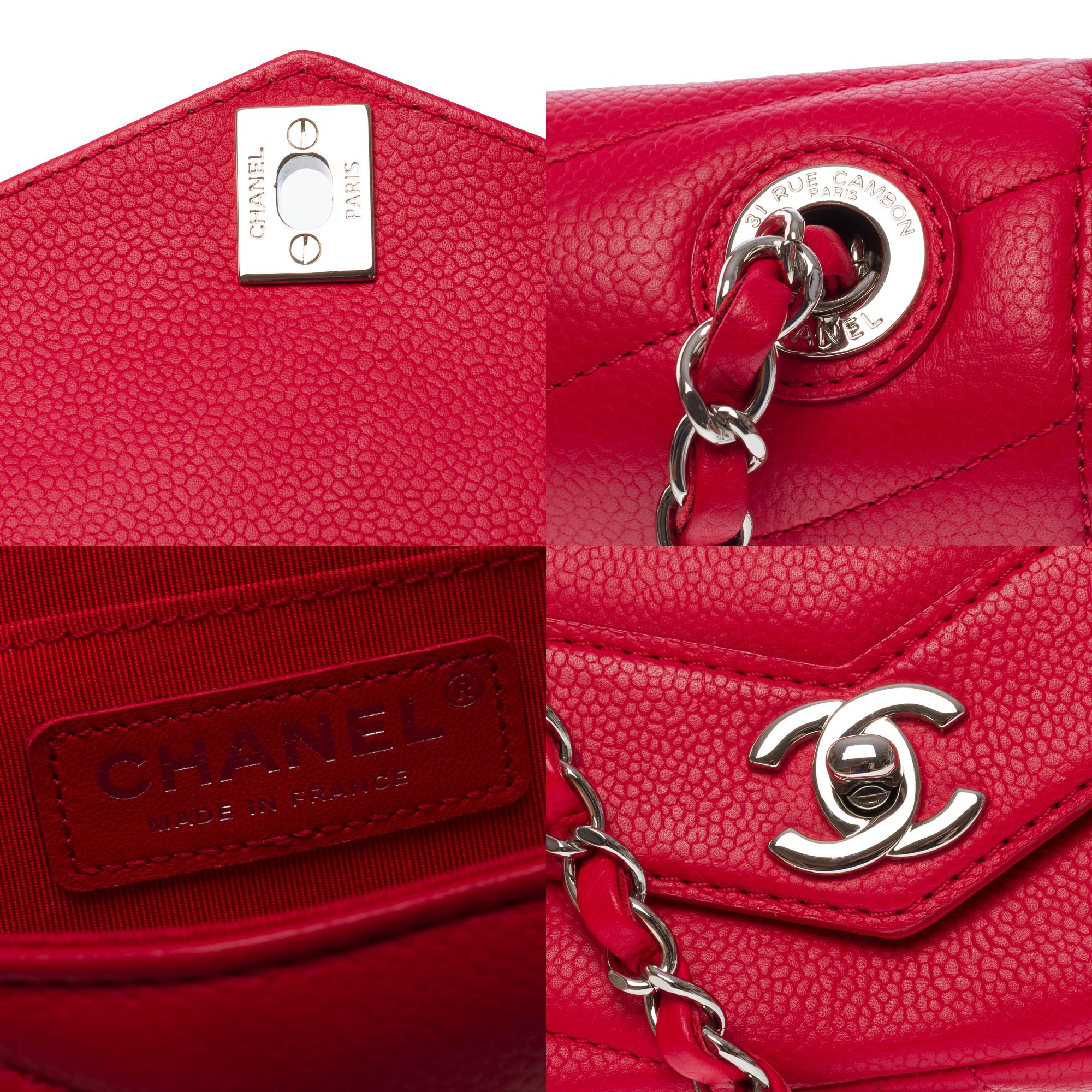 Chanel Mini Timeless shoulder bag in red herringbone quilted caviar leather, SHW For Sale 2
