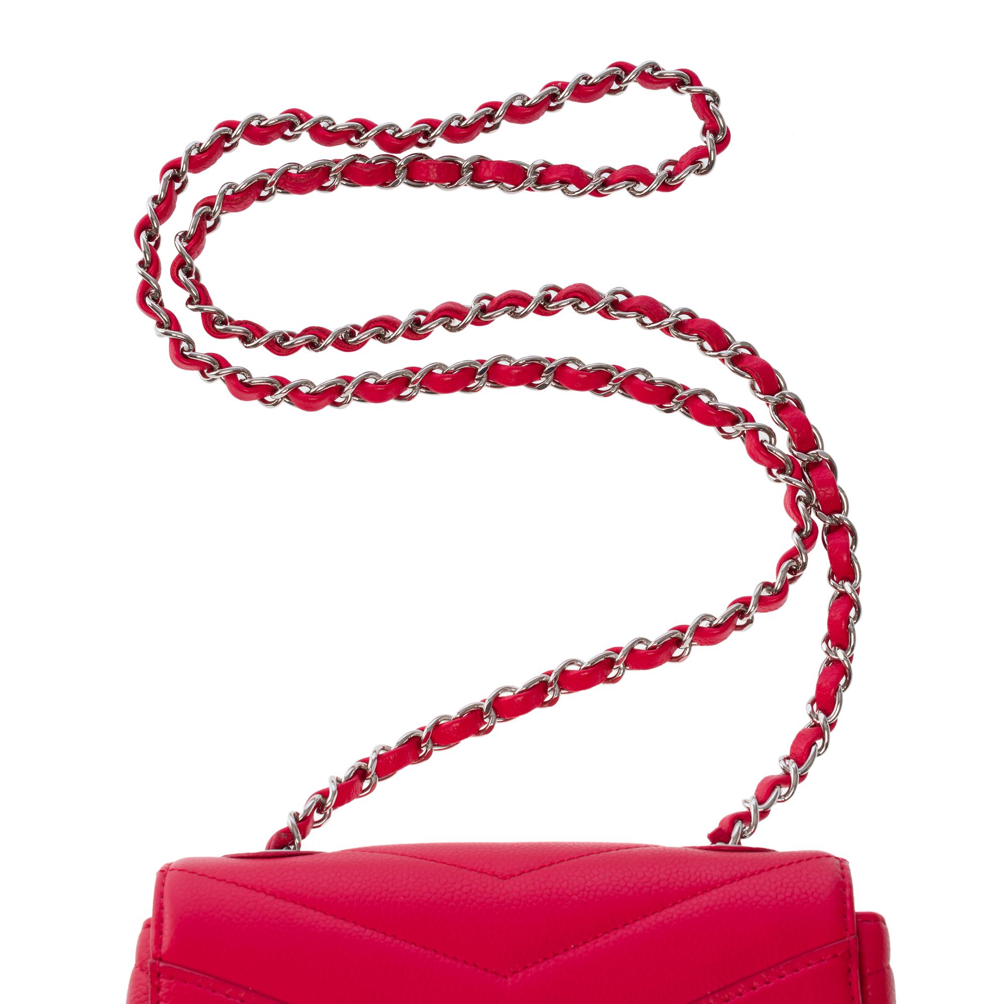 Chanel Mini Timeless shoulder bag in red herringbone quilted caviar leather, SHW For Sale 5