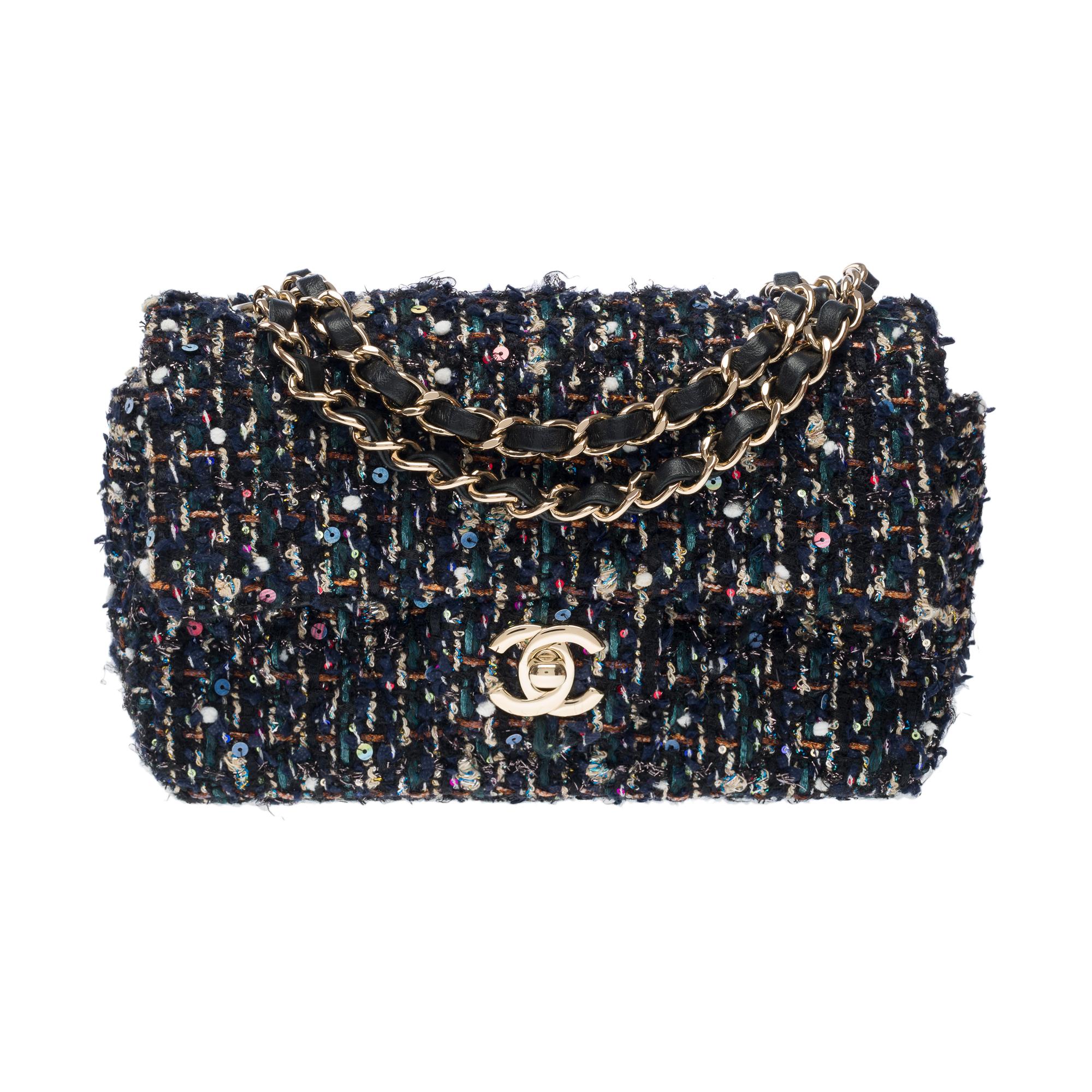 Chanel Mini Timeless shoulder flap bag in Multicolor Tweed & Sequins , CHW In Excellent Condition In Paris, IDF