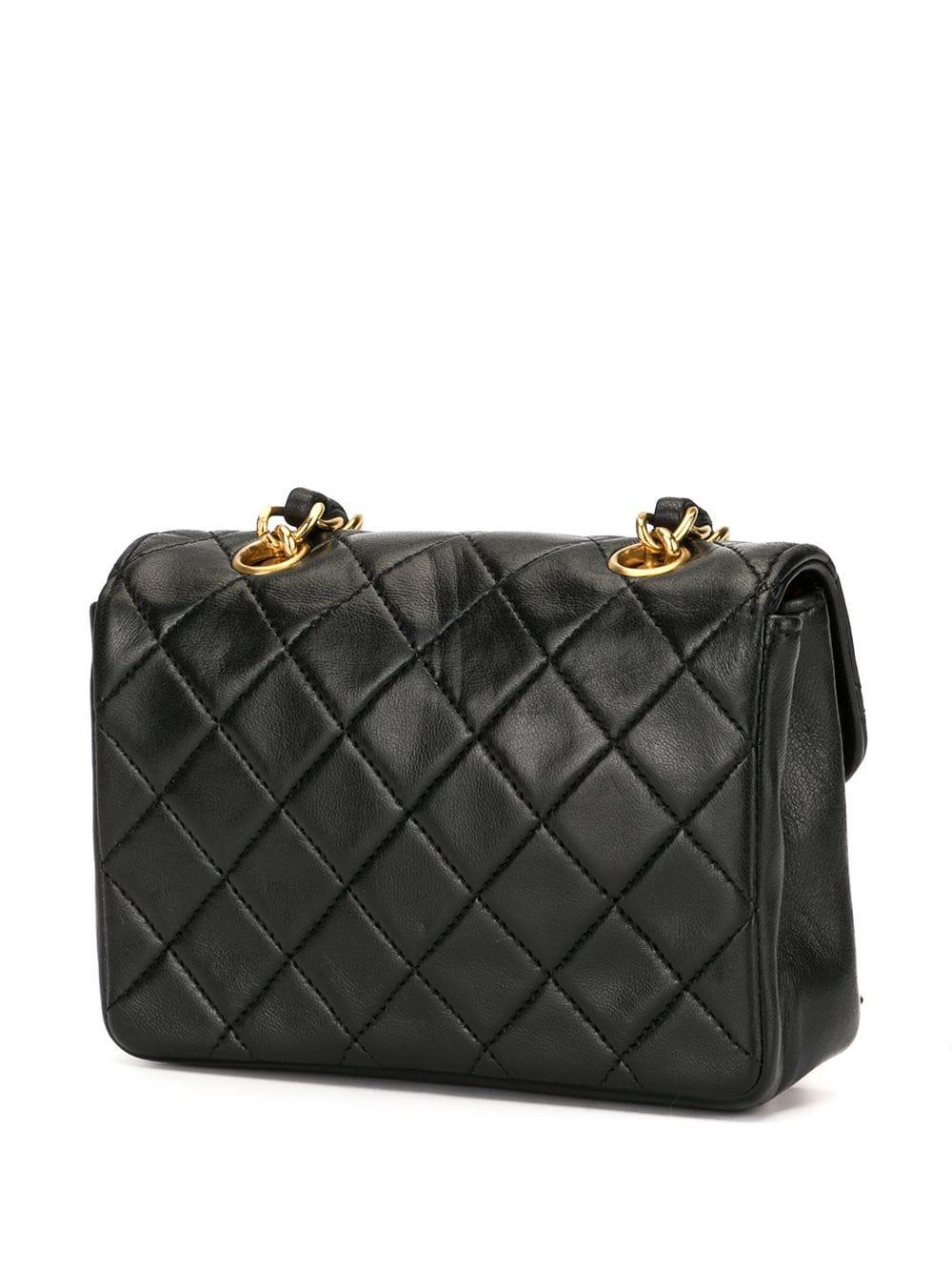 Chanel 1989 Mini Vintage Lambskin Crossbody Classic Flap Bag For Sale 1
