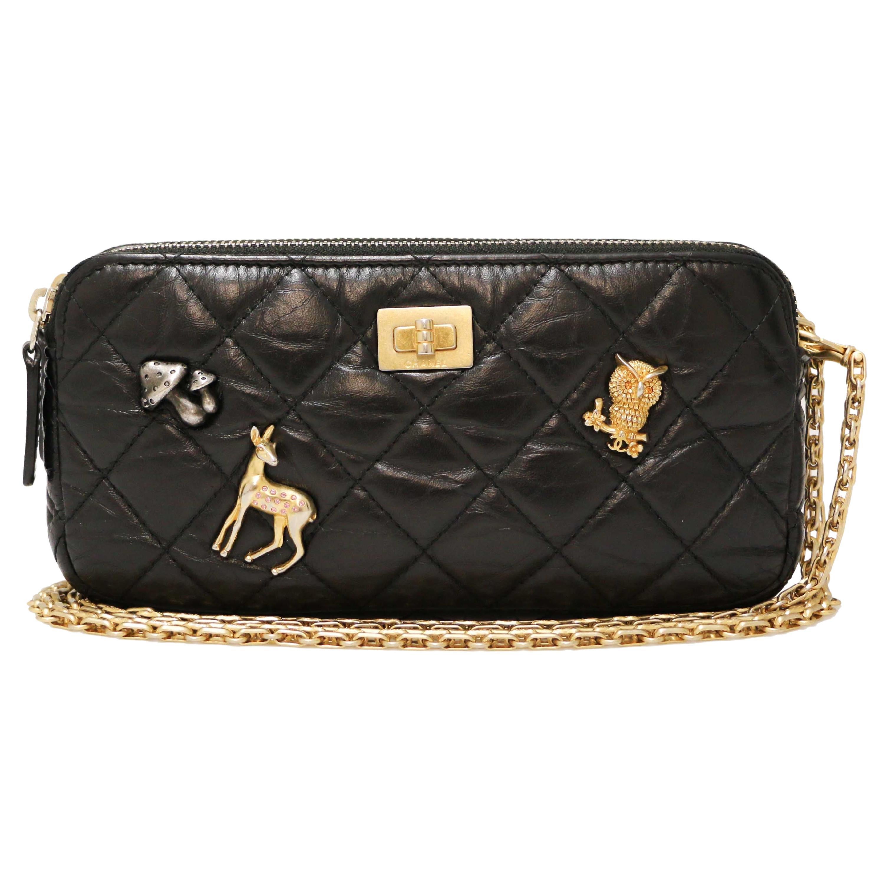 Chanel Charm Handbag - 207 For Sale on 1stDibs