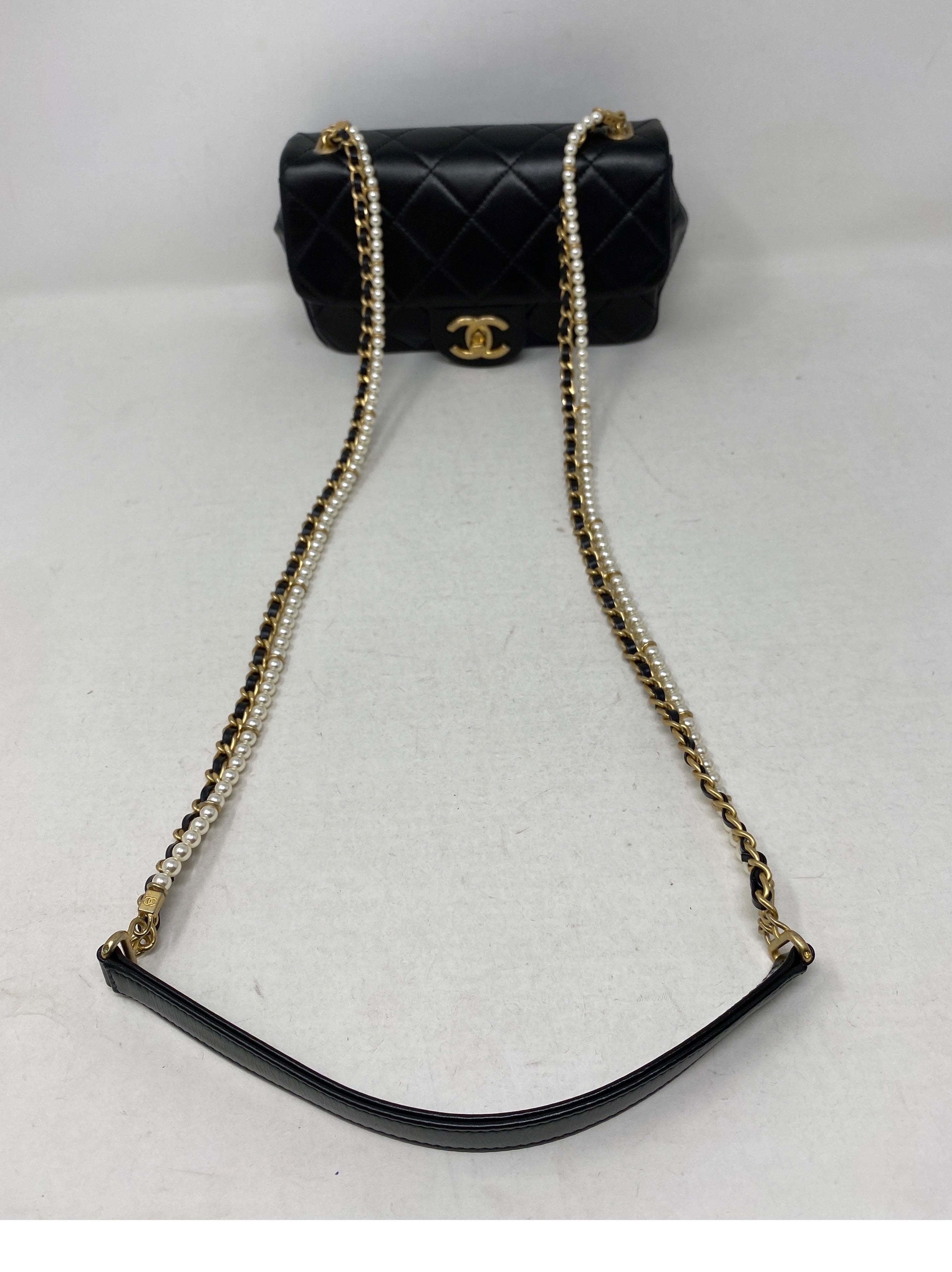 Chanel Mini with Pearls Crossbody Bag at 1stDibs | chanel mini ...