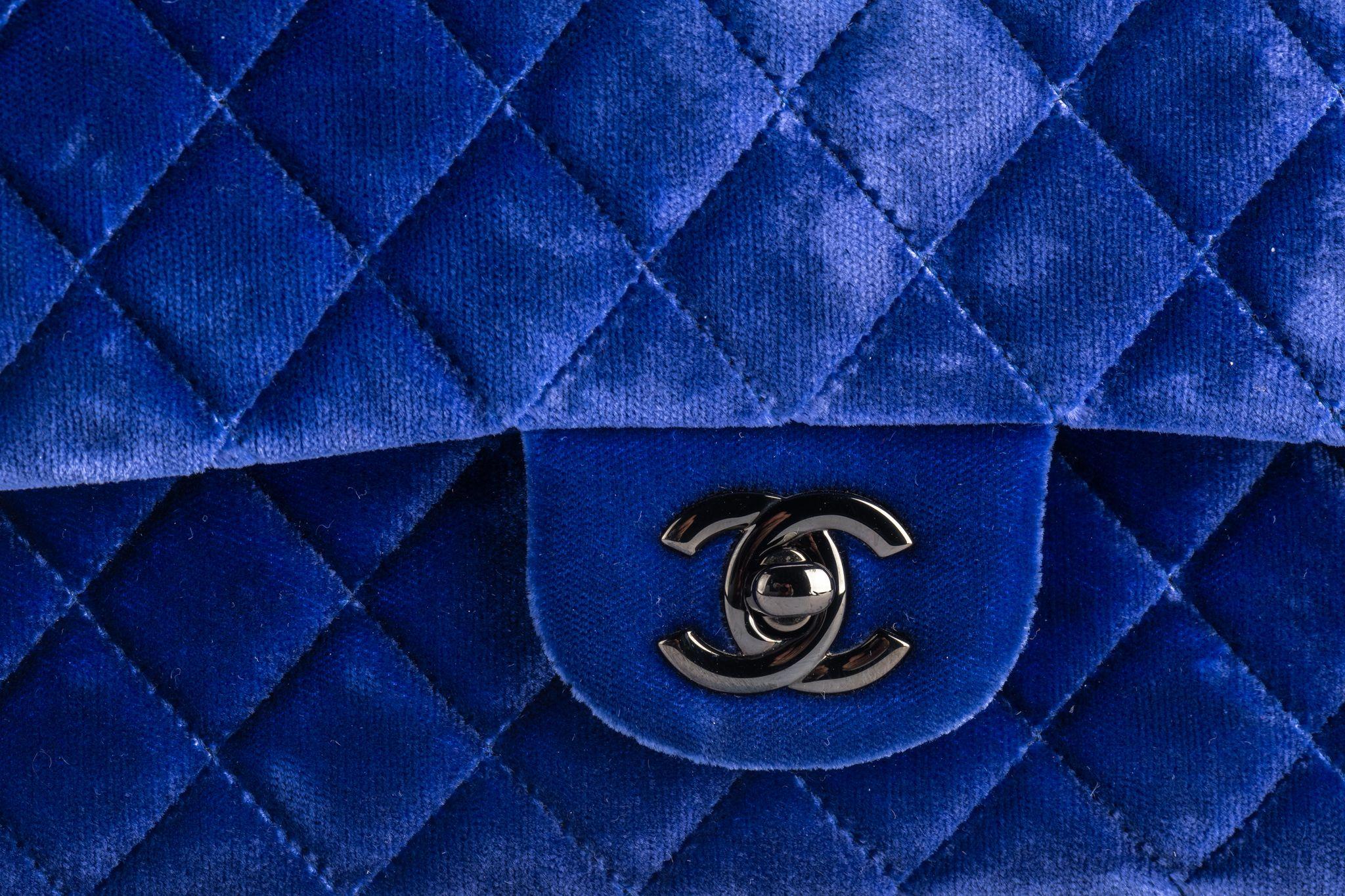 Chanel - Sac à double rabat en velours bleu menthe Pour femmes en vente