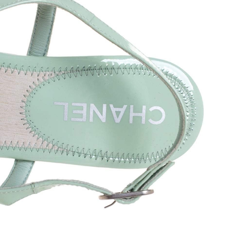 Chanel Mint Green Patent Leather CC Thong Flat Sandals Size  For Sale  at 1stDibs | mint green sandals womens, chanel mint green sandals