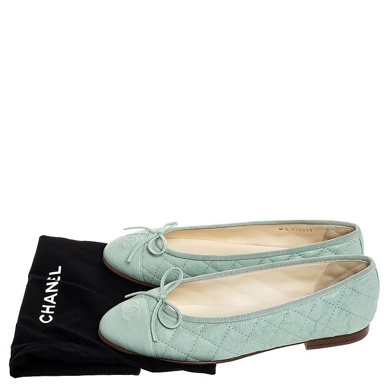 Women's Chanel Mint Green Quilted Leather CC Bow Cap Toe Ballet Flats Size 38.5