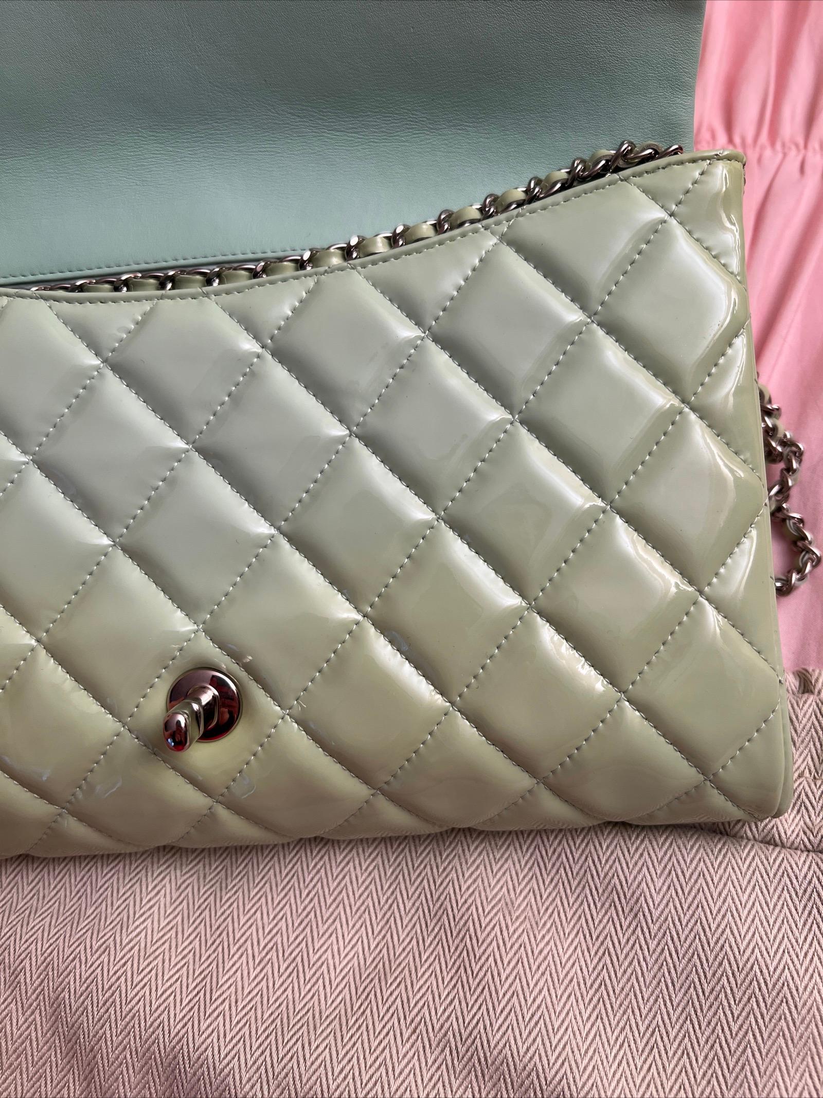 Chanel Mint Patent shoulder bag For Sale 2
