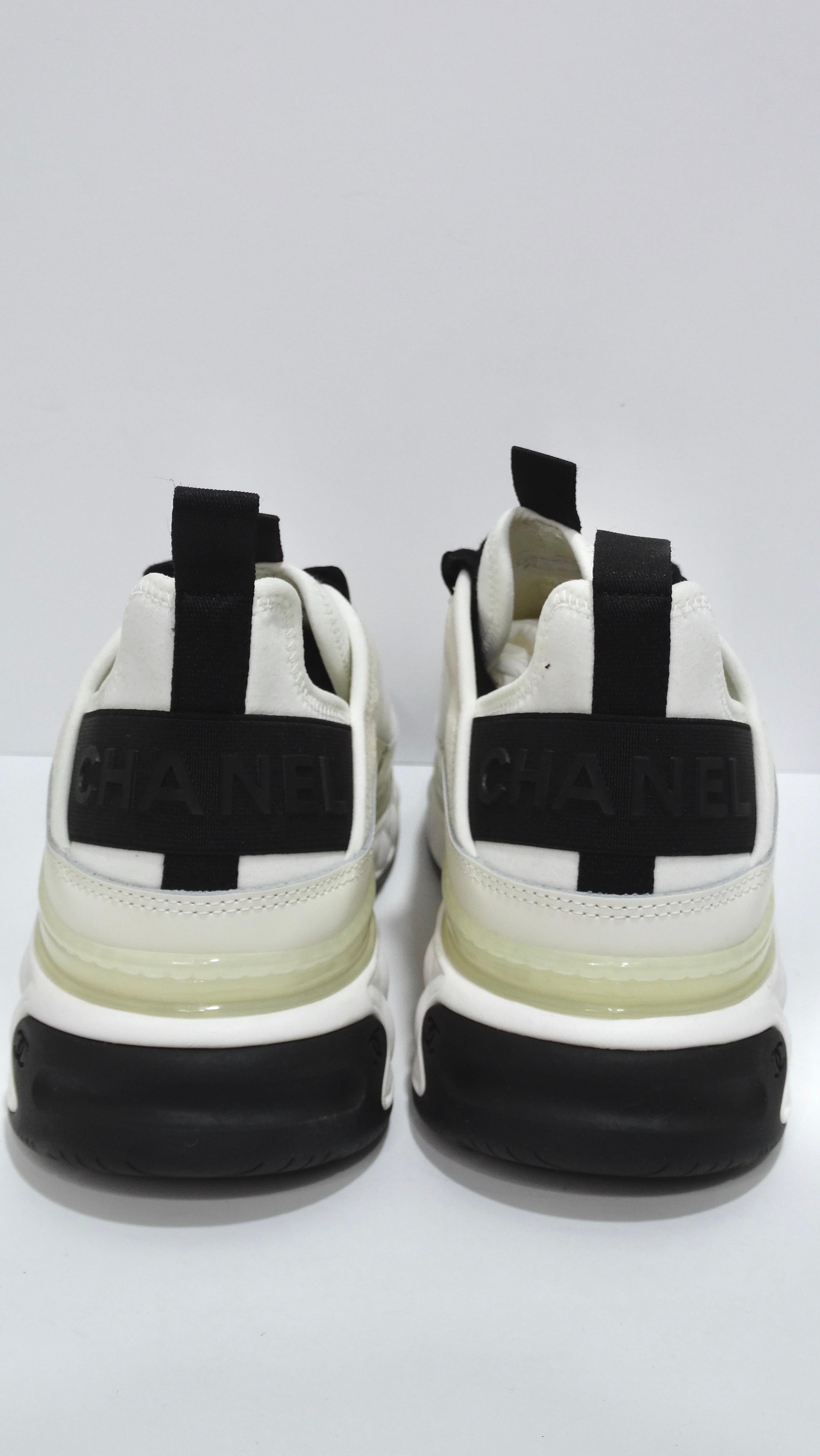 Women's Chanel Mixed Fibers CC Sneakers 39.5 Ivory Black
