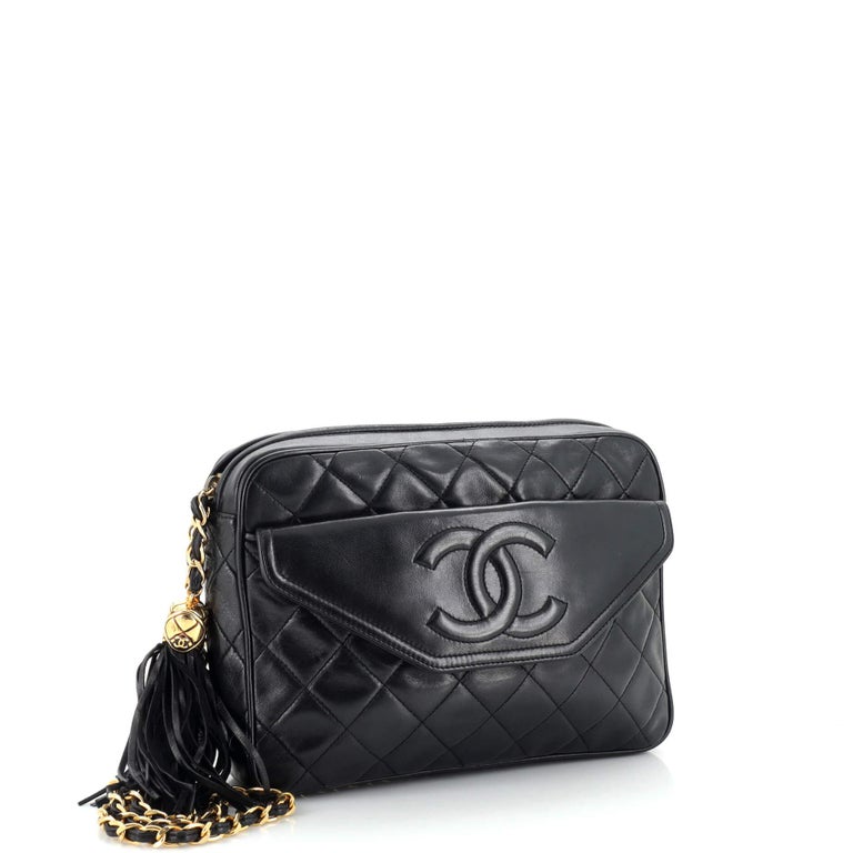 Chanel Model: Vintage Diamond CC Flap Pocket Camera Bag Quilted