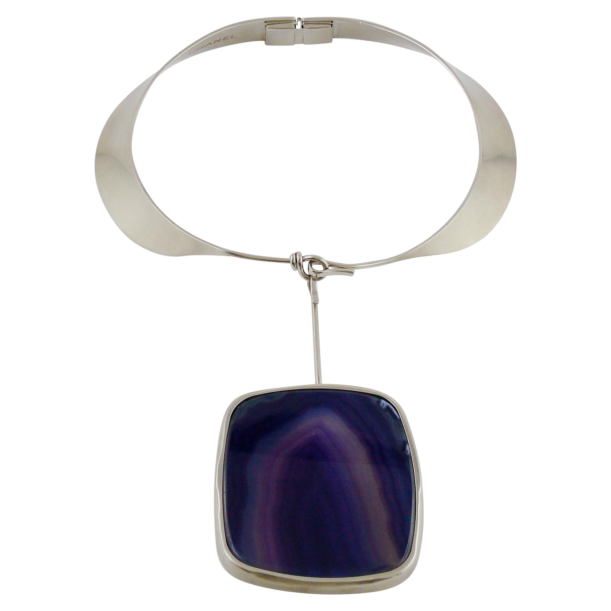Chanel Modernist Choker Necklace with Agate Pendant For Sale