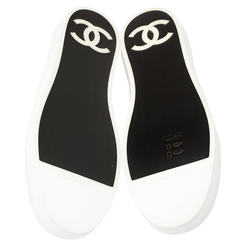 Chanel Monochrome Leather Slip On Sneakers Size 42 2