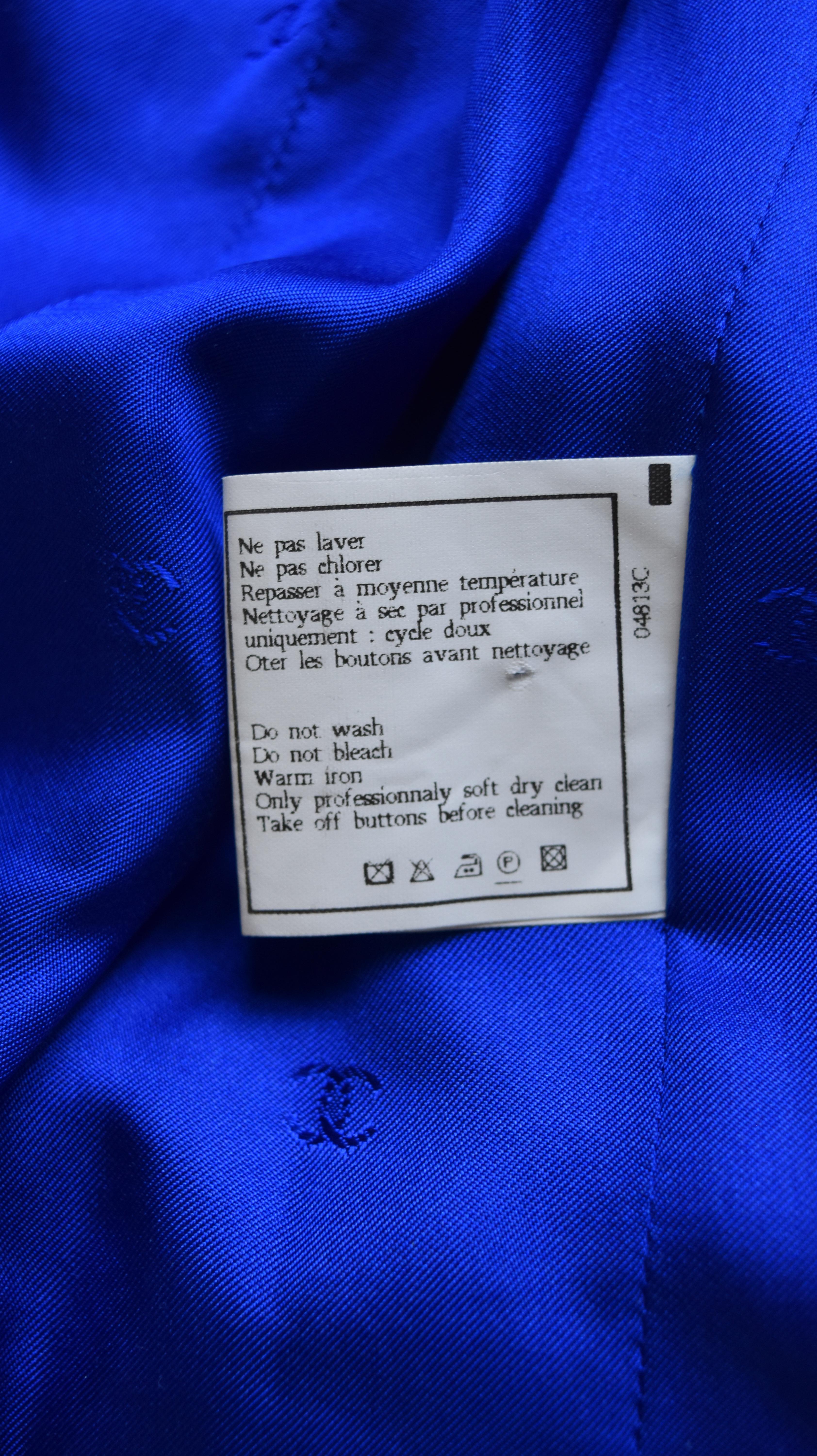 Chanel Most Wanted 96A Otoño 1996 Recorte trenzado Pasarela CC Logo Chaqueta Abrigo 40 Nuevo en venta 2