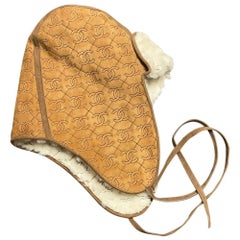 Chanel mouton laine hat