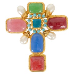 CHANEL mulitoclor 93P GRIPOIX GLASS 
PEARL CROSS Brooch