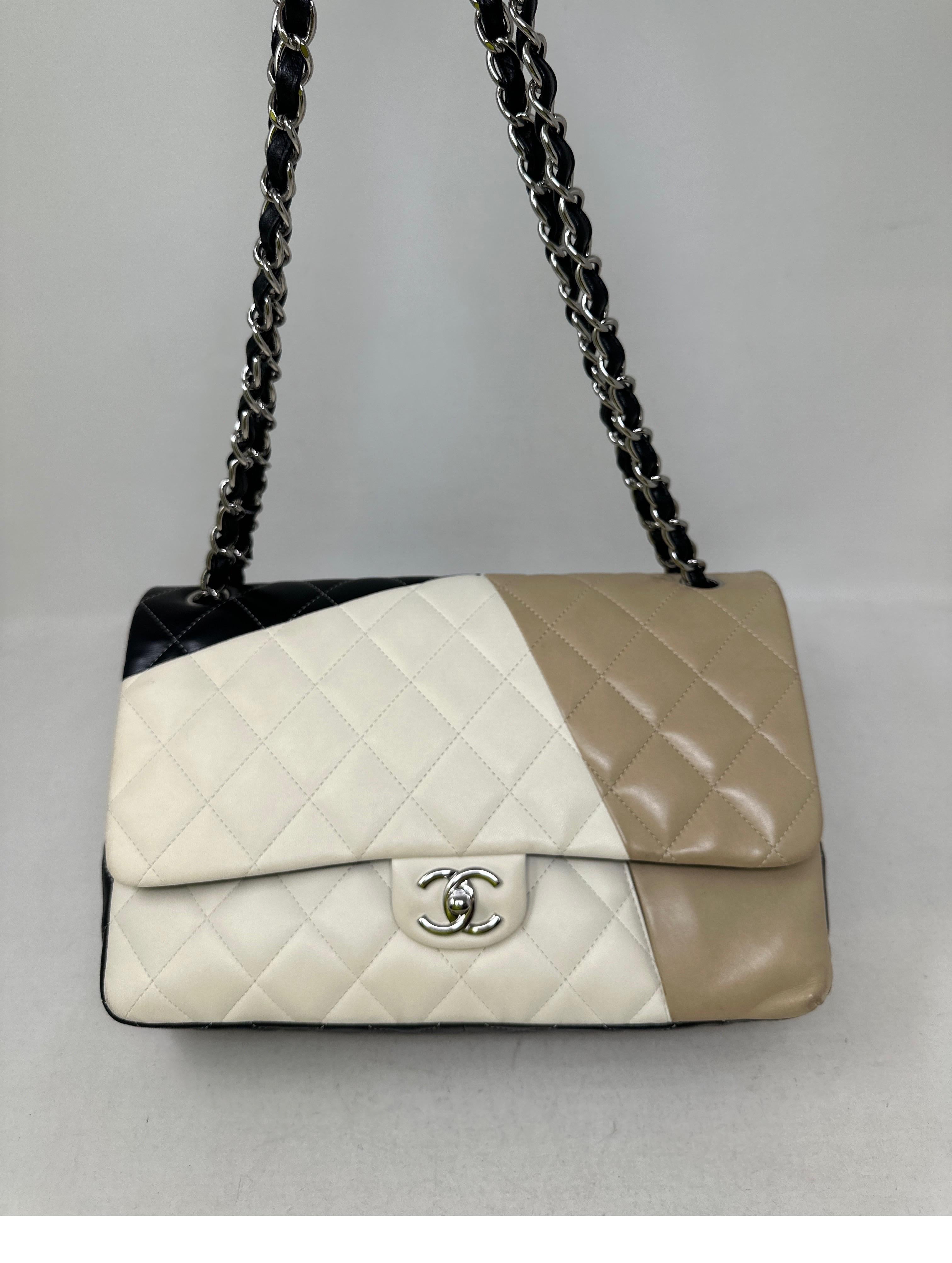 Chanel Multi-Color Jumbo Bag  In Good Condition For Sale In Athens, GA