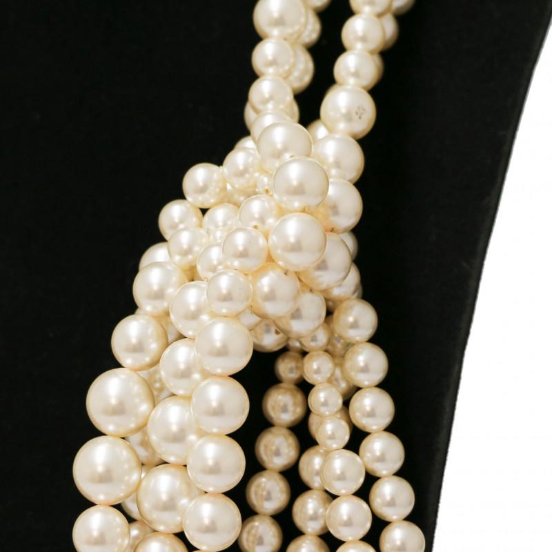 Chanel Mehrreihige Halskette im Zustand „Hervorragend“ im Angebot in Paris, FR
