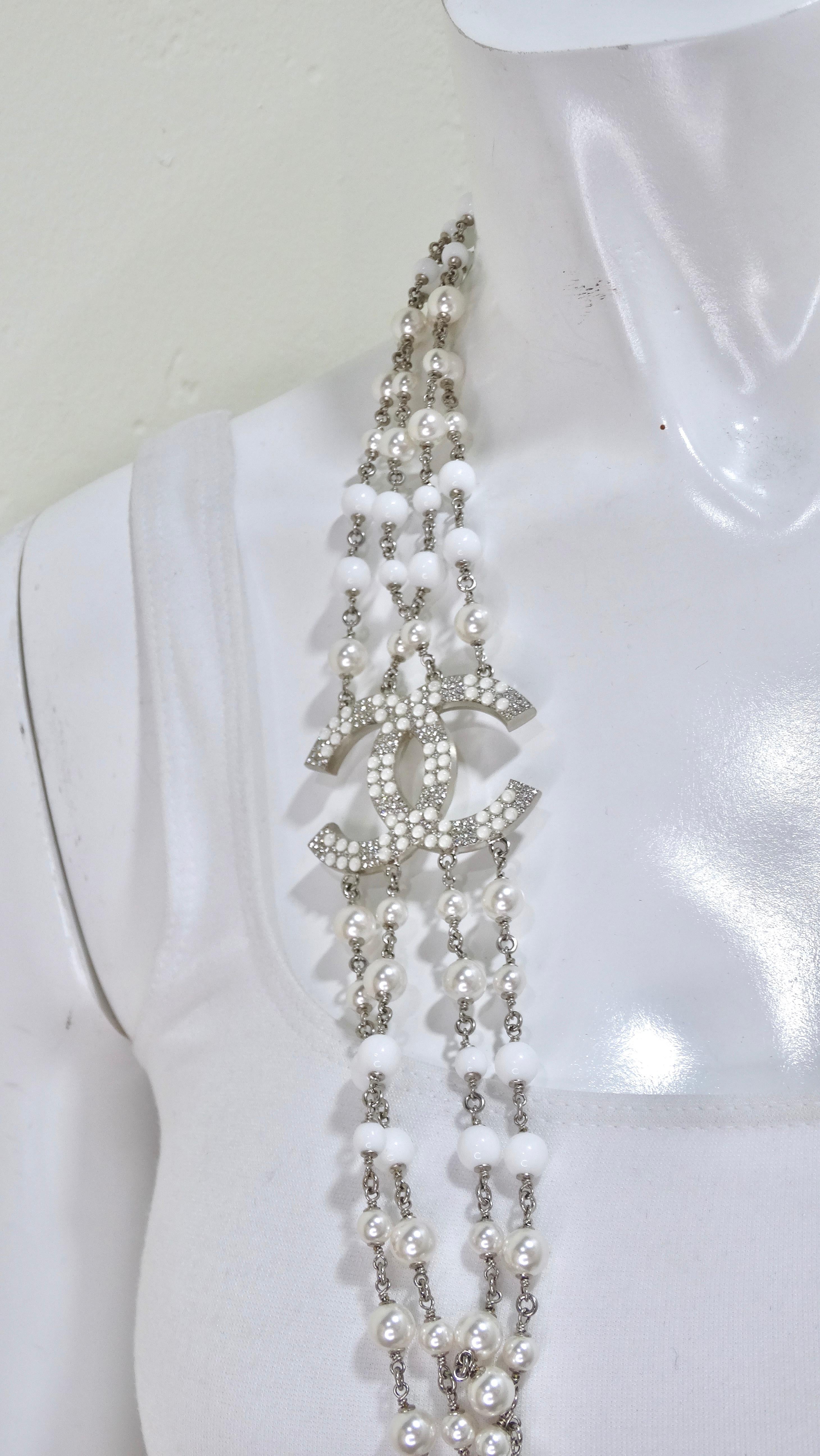 long strand chanel pearl necklace